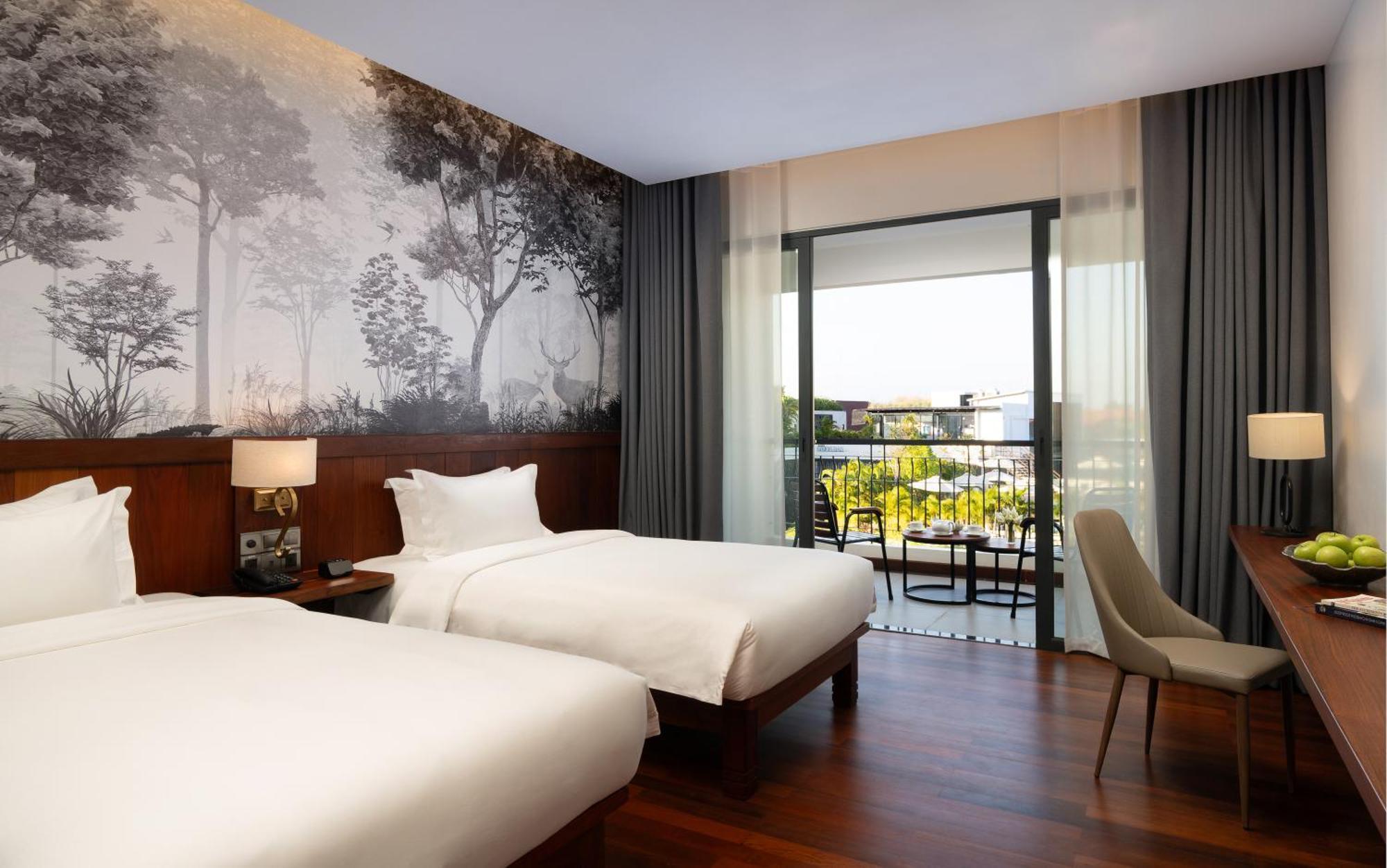 Koulen Hotel 4*