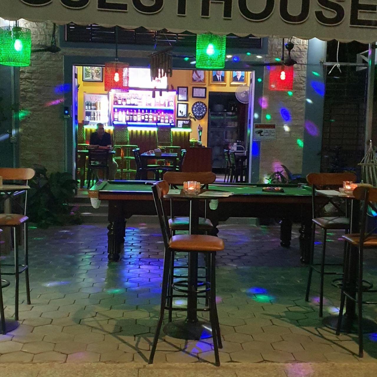 Tom's Place Siem Reap