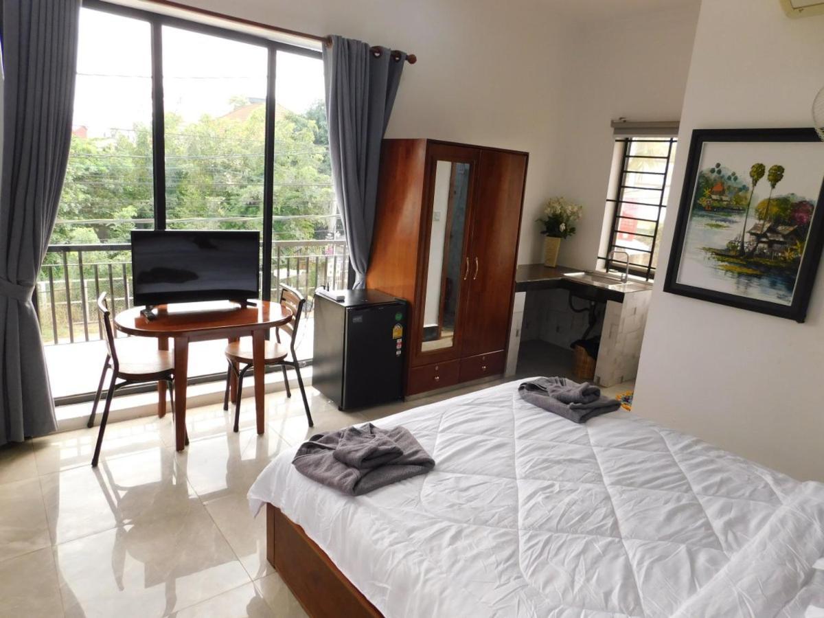 Guest house Tom's Place *