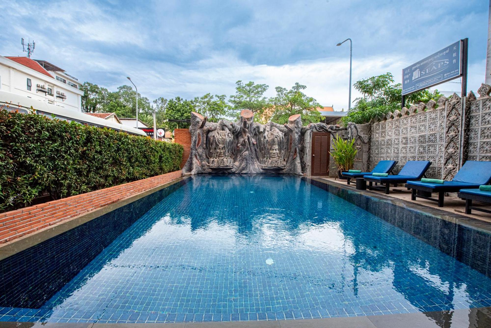 Hotel Royal Crown & Siem Reap
