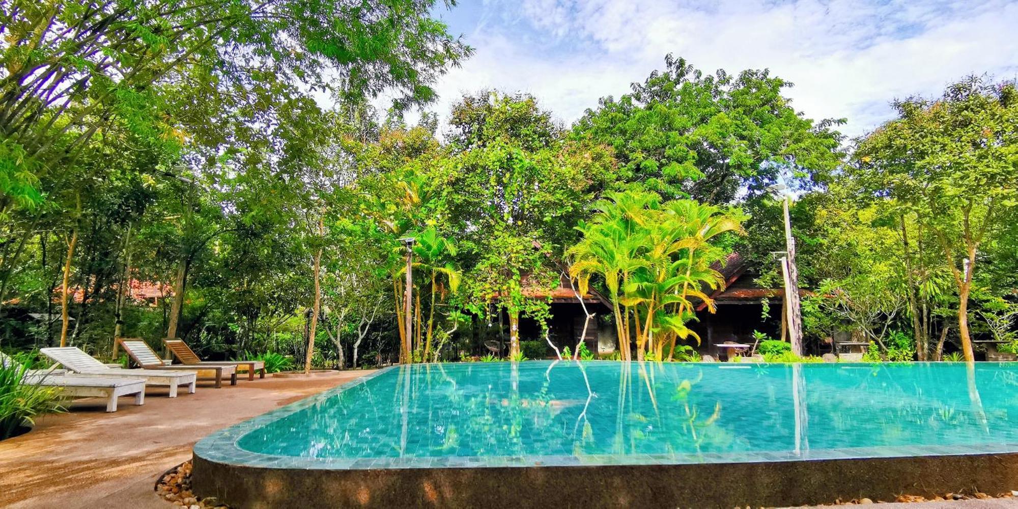 Resort Palm Village & Siem Reap