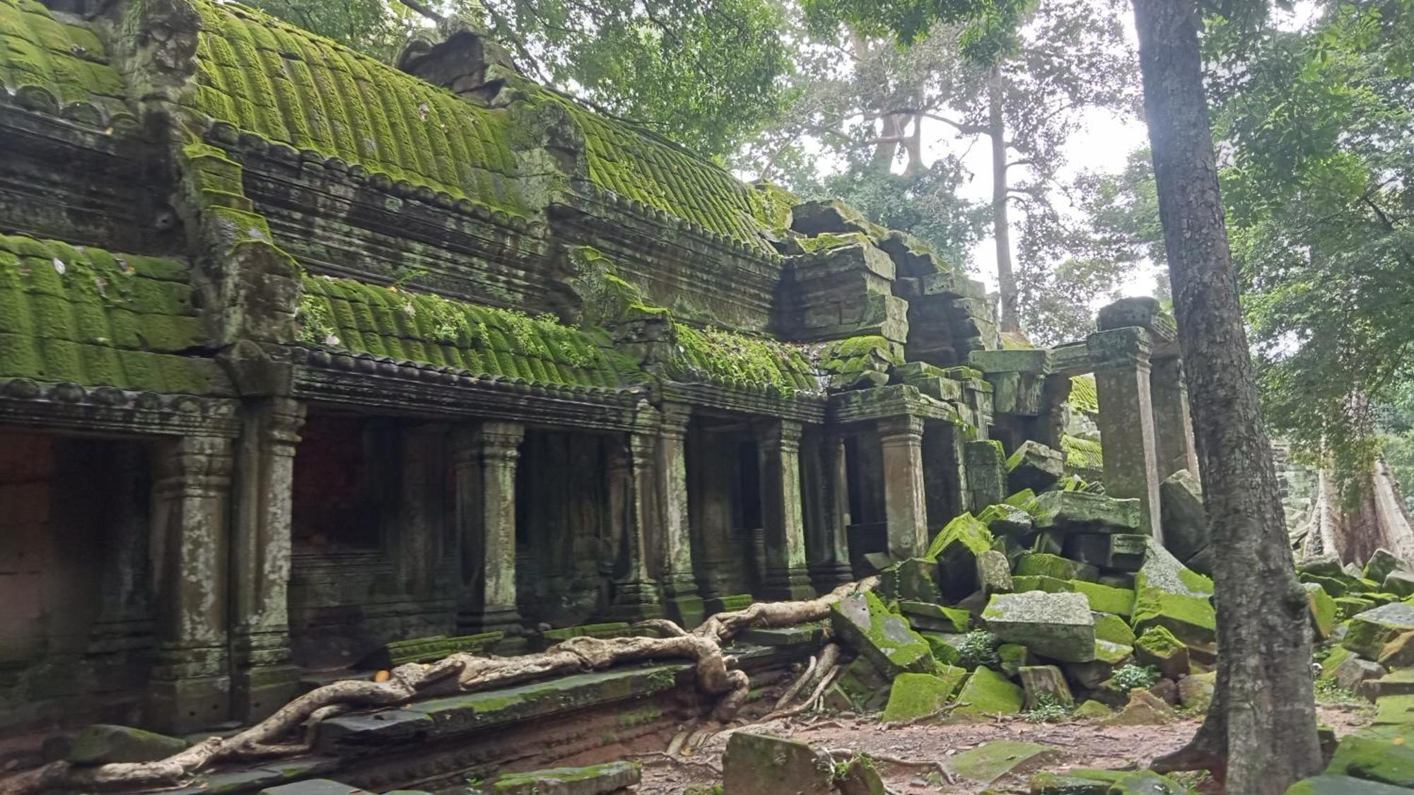 Ở trọ Kakrona Pouk