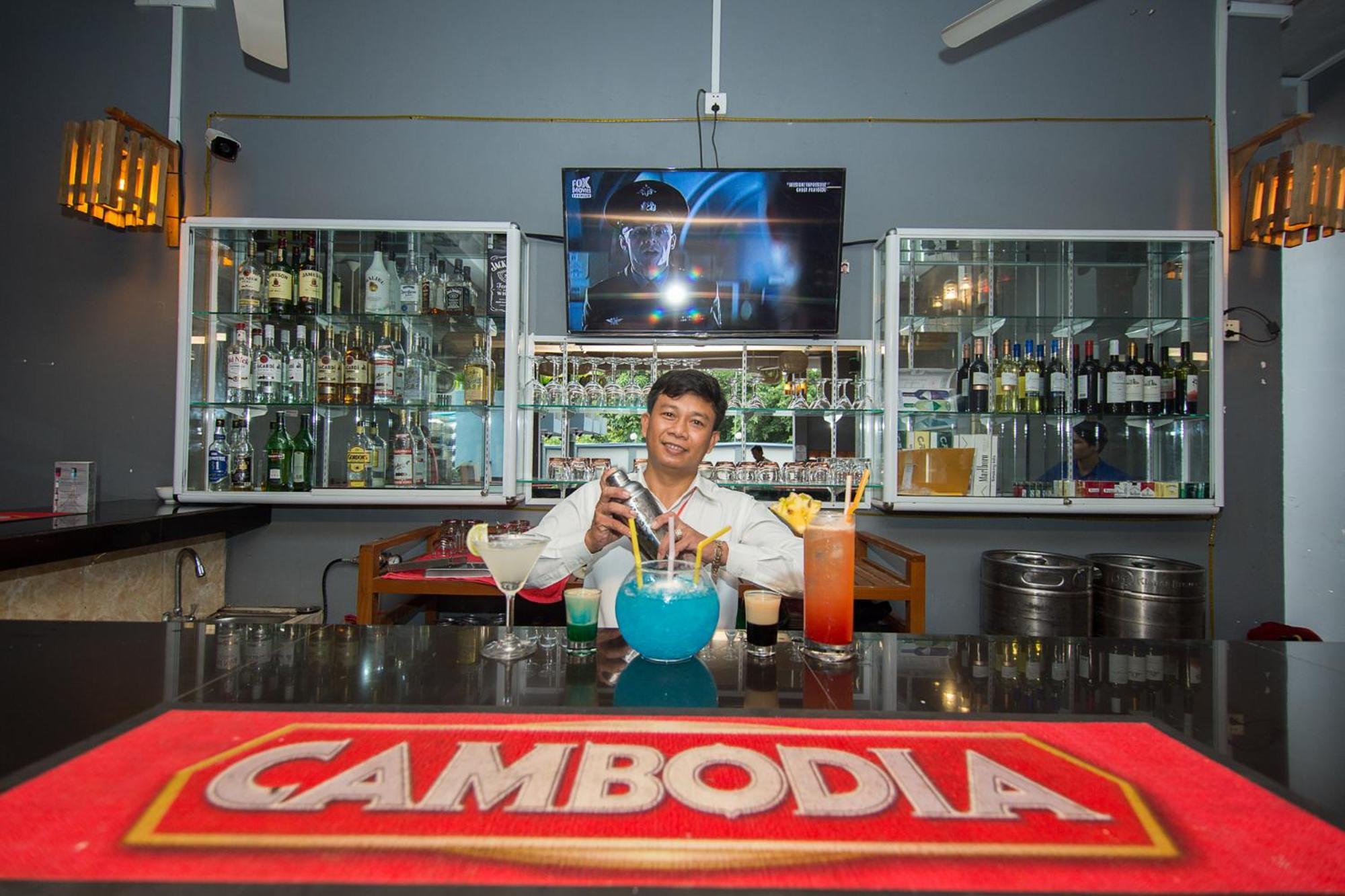 Pub Hostel