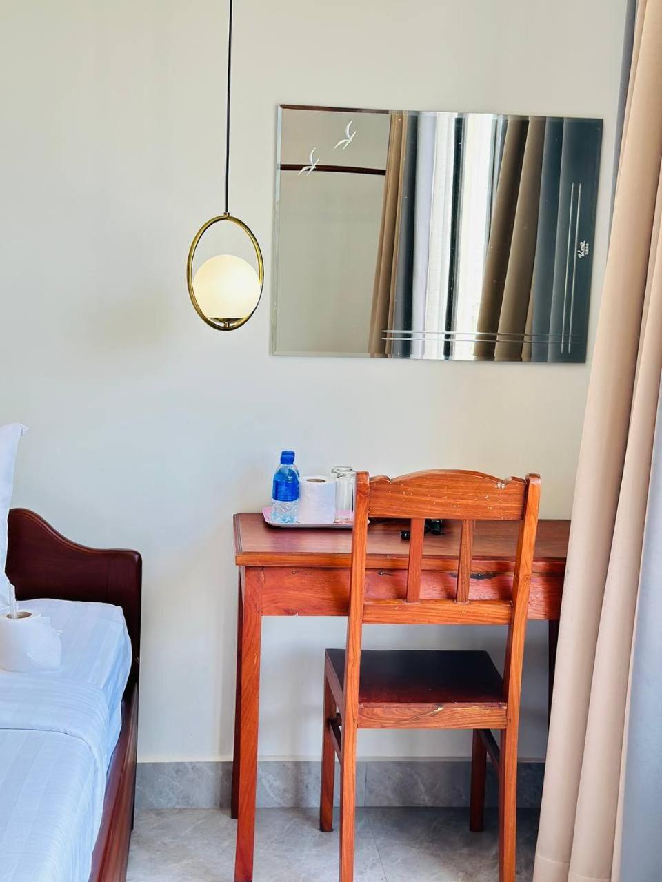 Laluna Guest house *