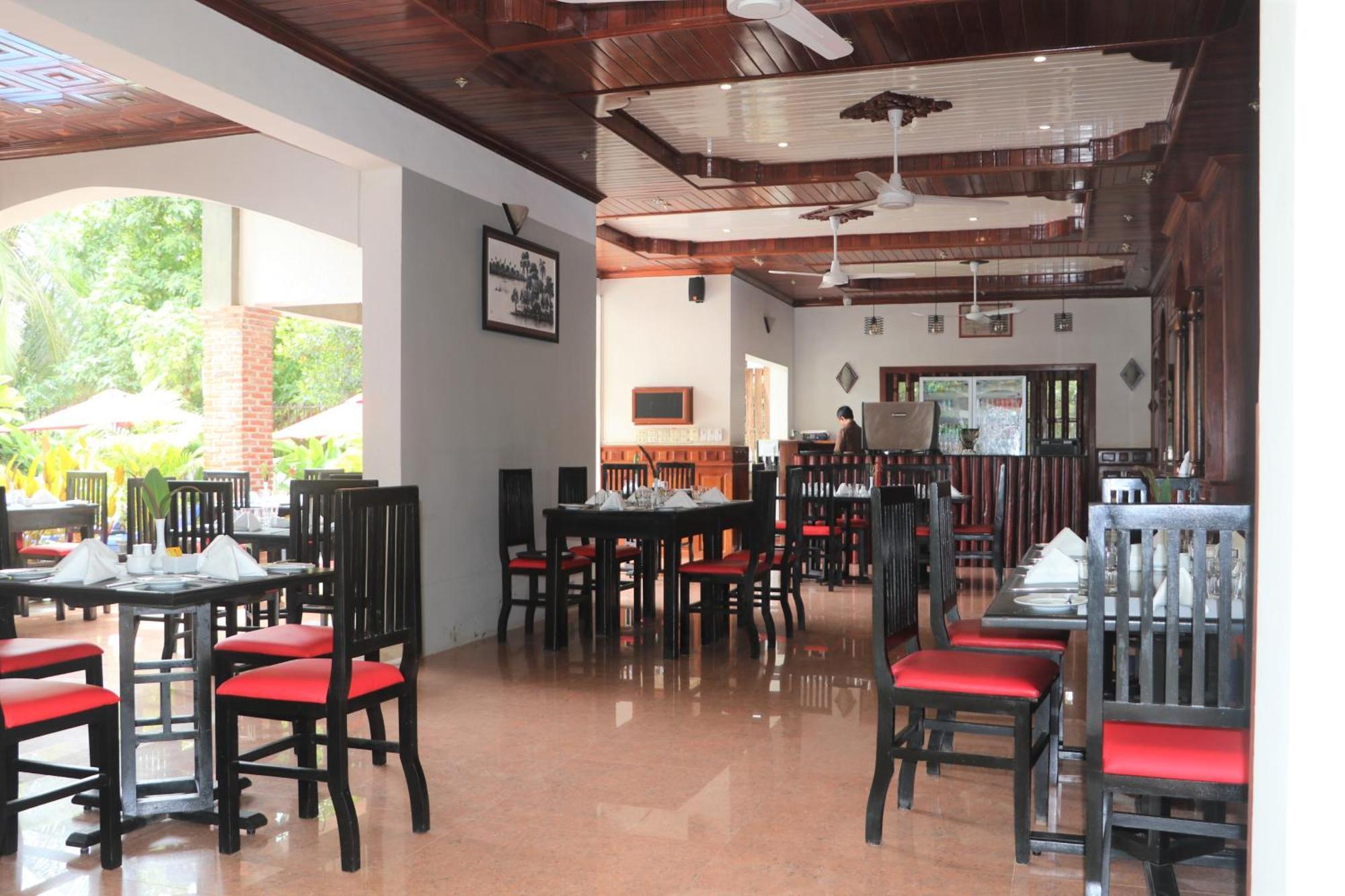 Peak Elite Boutique Hotel