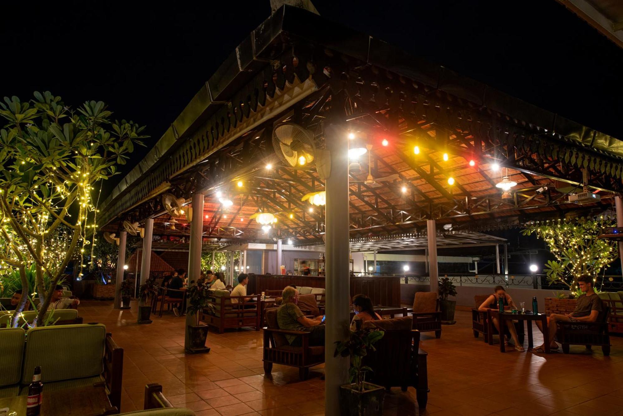 Royal Crown & 5* Siem Reap