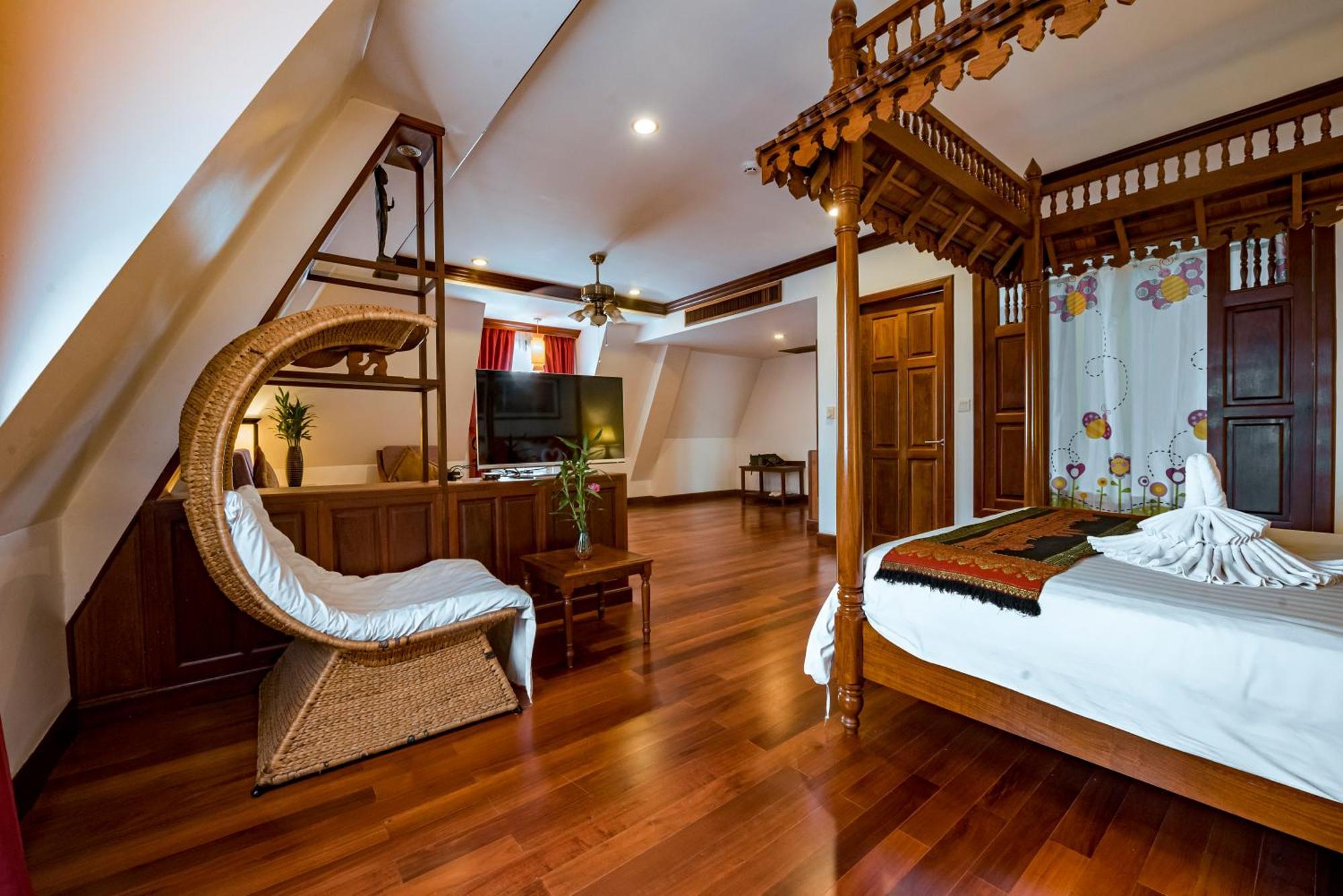 Hotel Royal Crown & 5*
