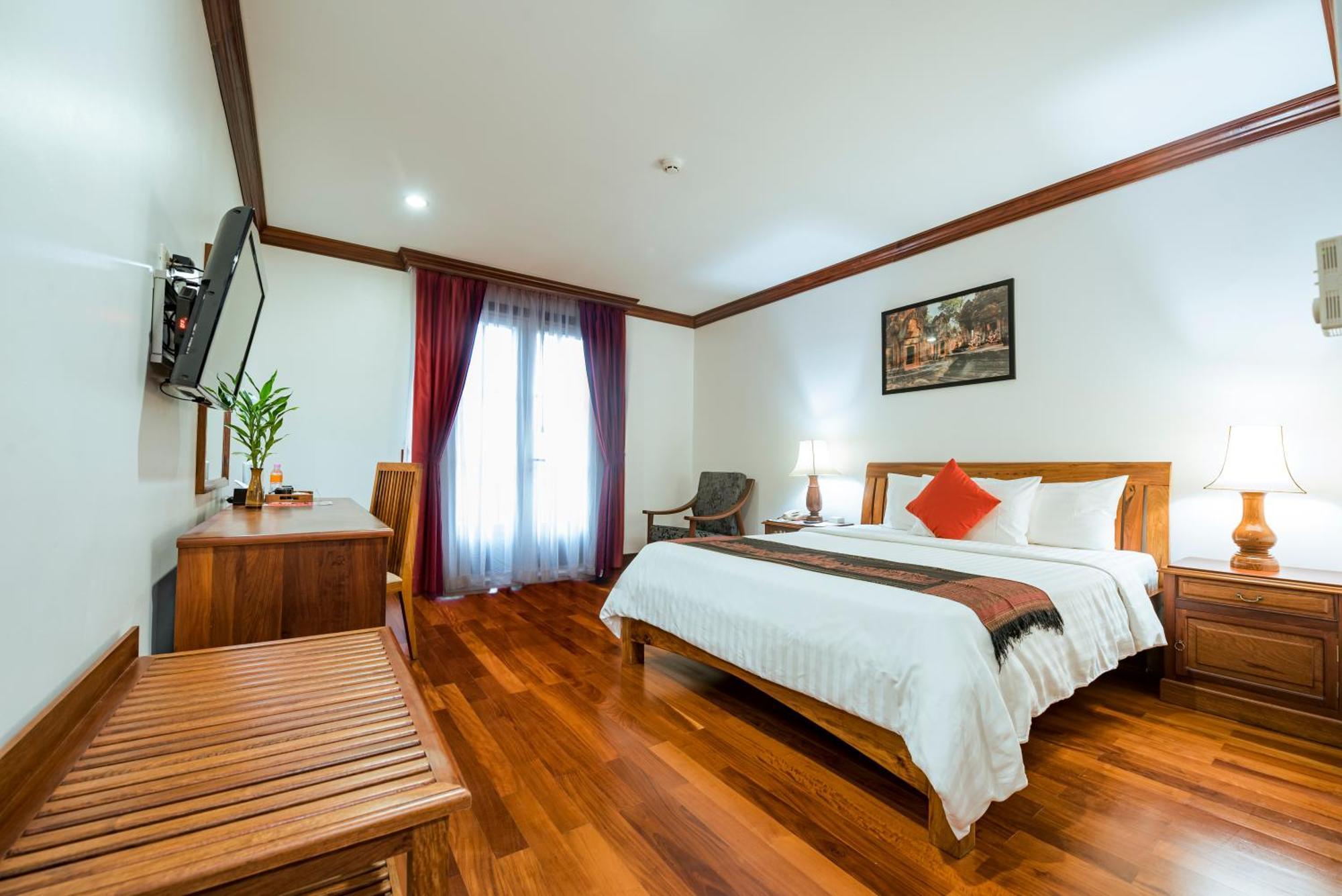 Hotel Royal Crown & Siem Reap