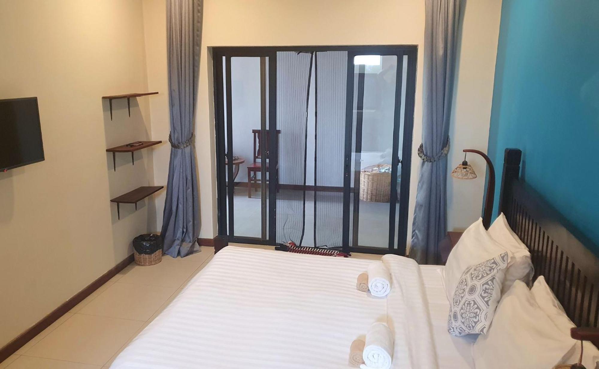 Three Little Birds Hotel 3*
