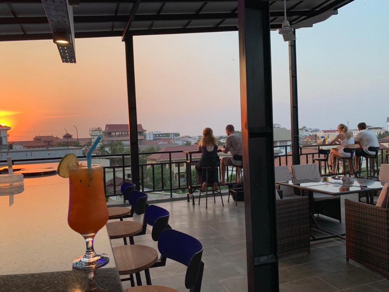 Hotel Nico's And Skybar Siem Reap