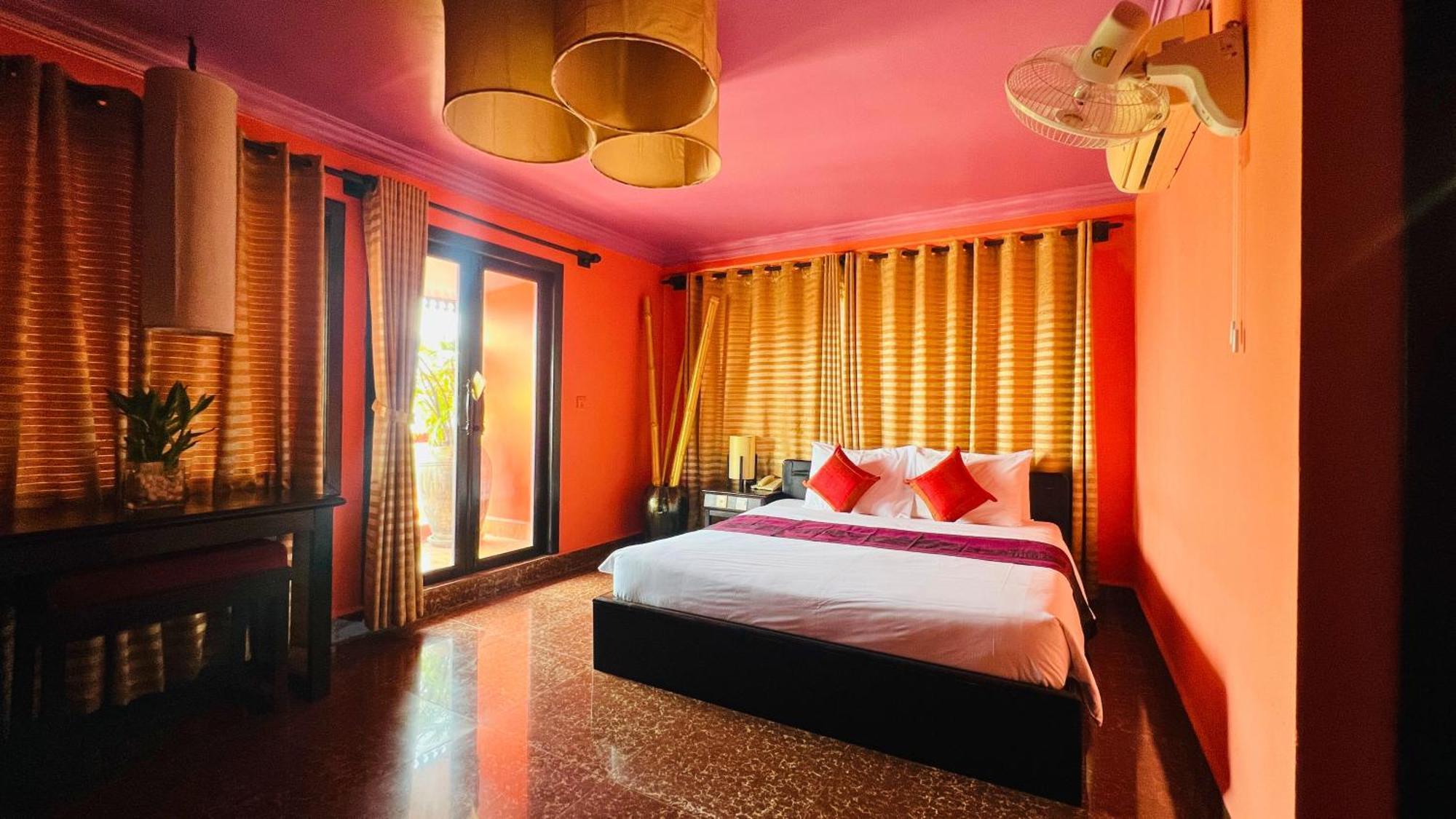 Golden Butterfly Siem Reap