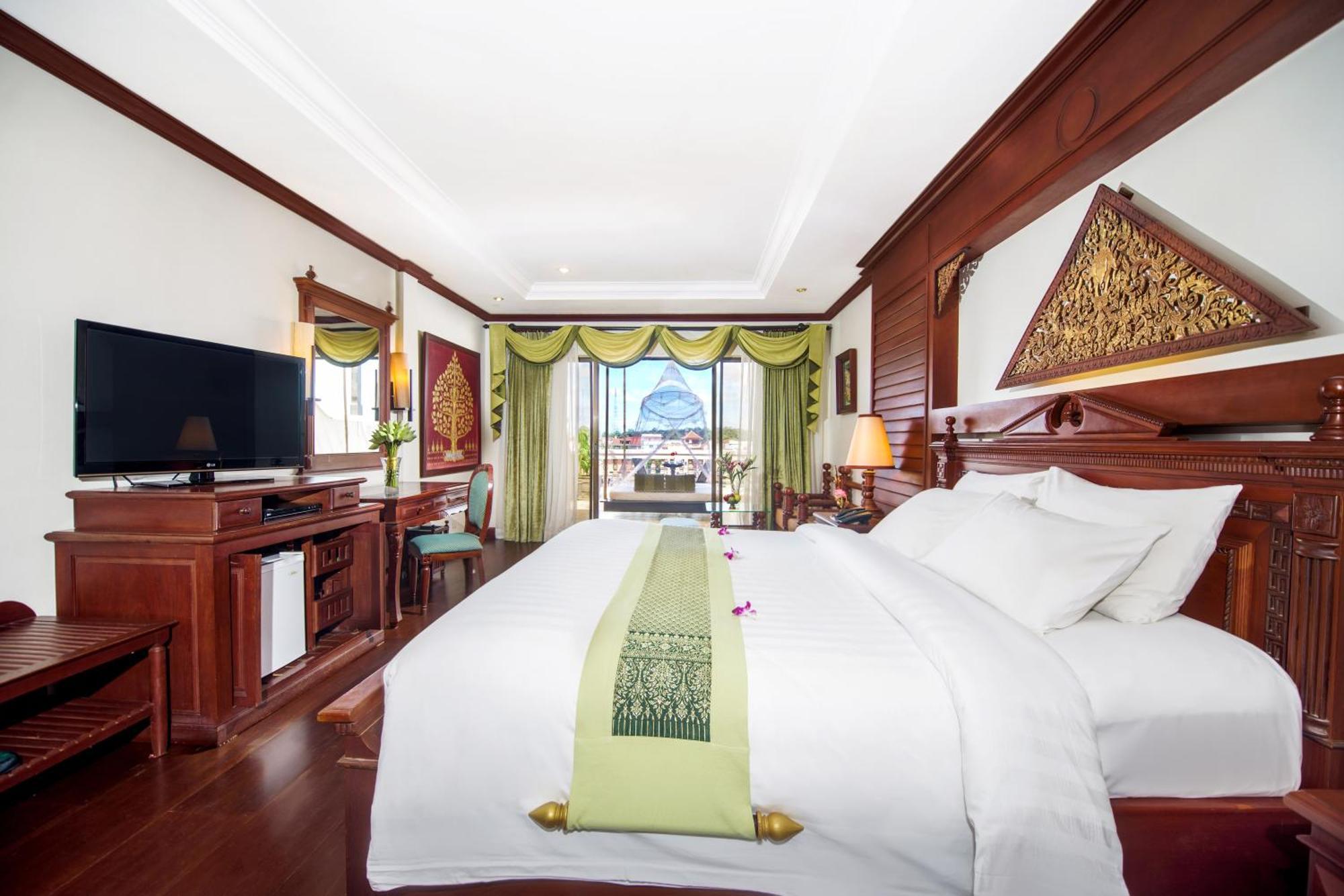 The Privilege Floor By Borei Angkor Hotel 5*
