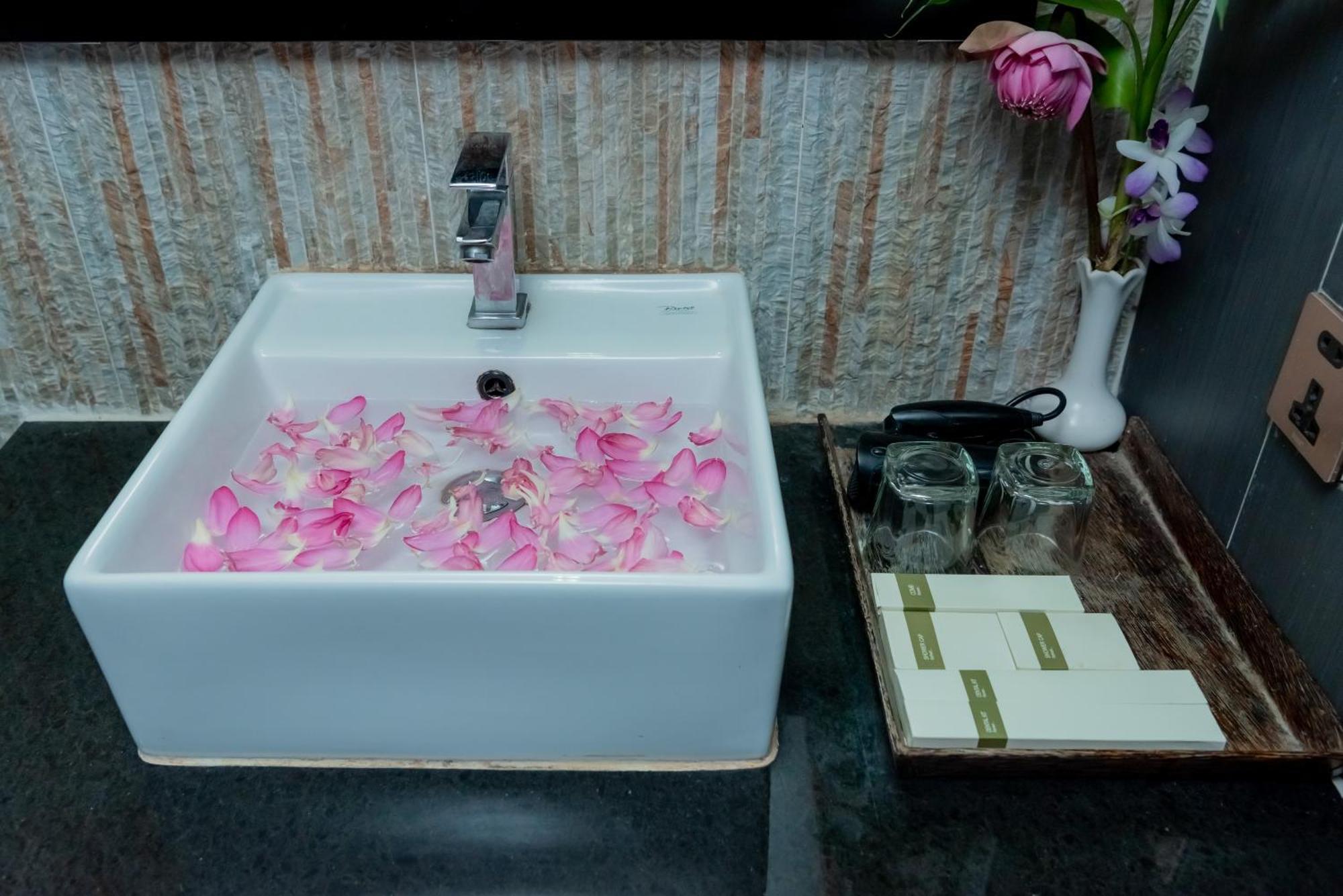 New Riverside Hotel Siem Reap