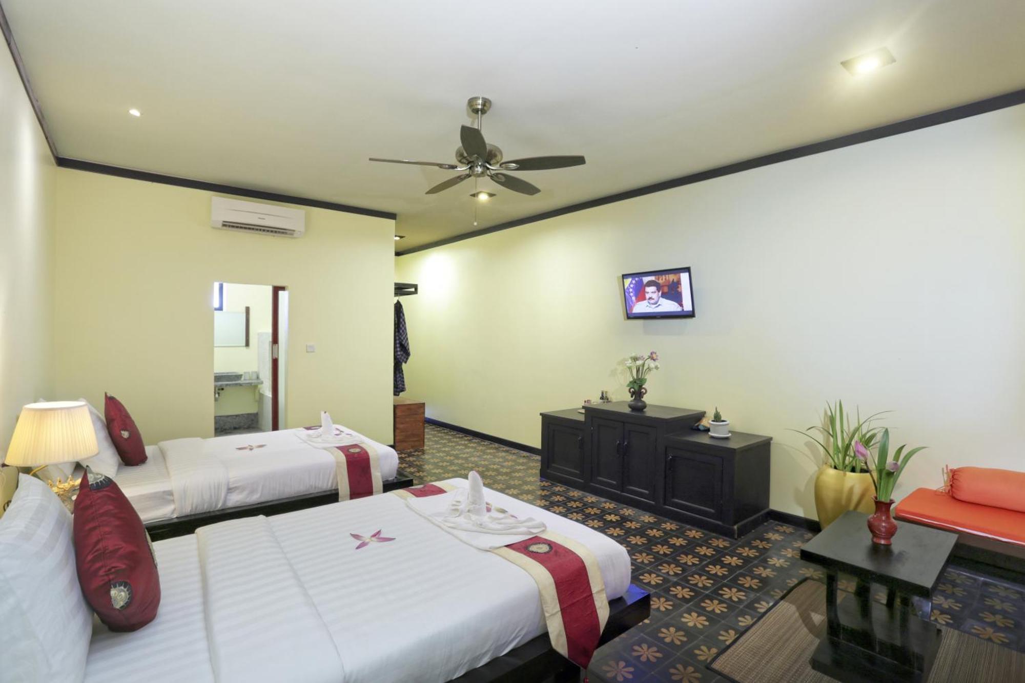 Indochine Hotel 4*