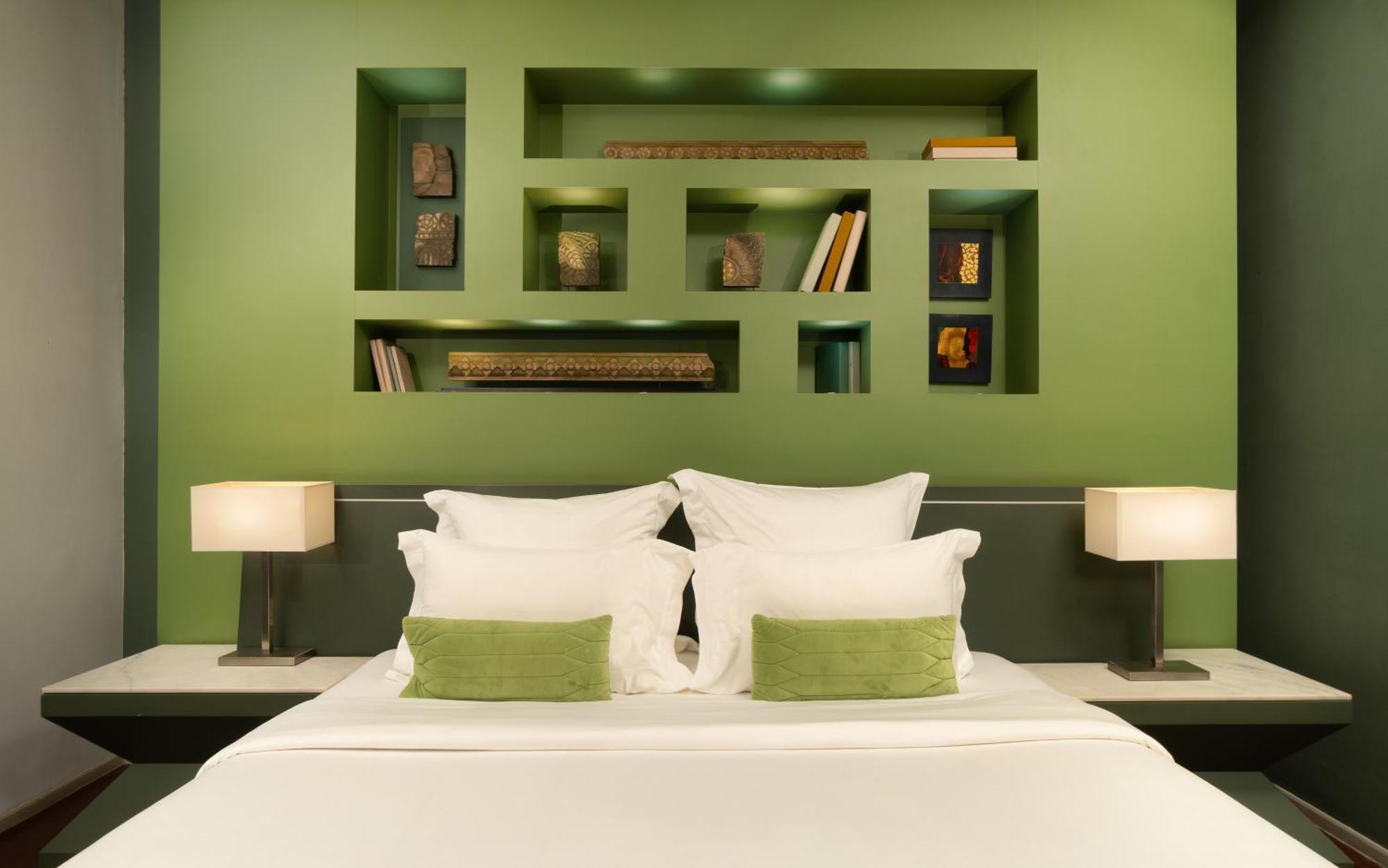 Hotel The Royal Family By Memoire Palace &