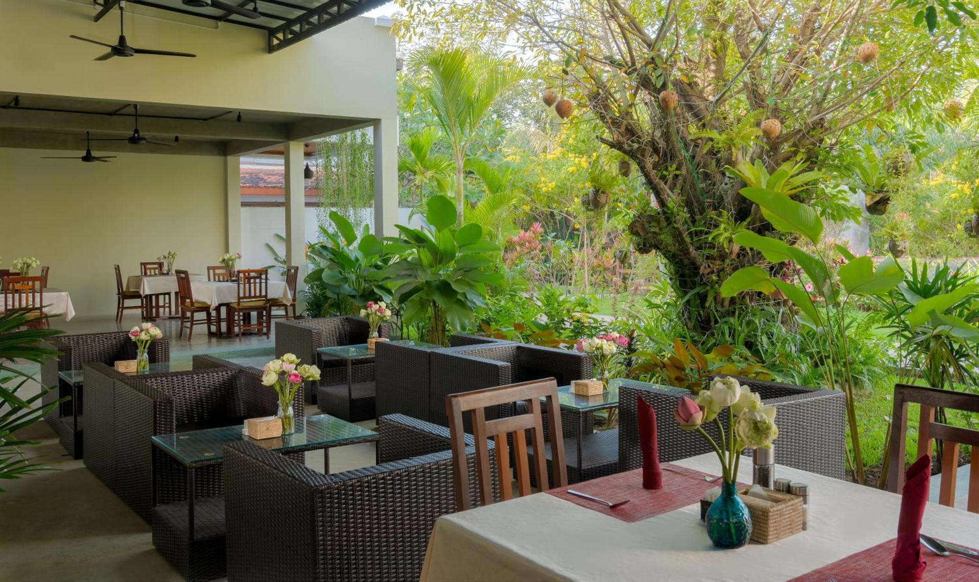 Khách sạn Khmer House 4*