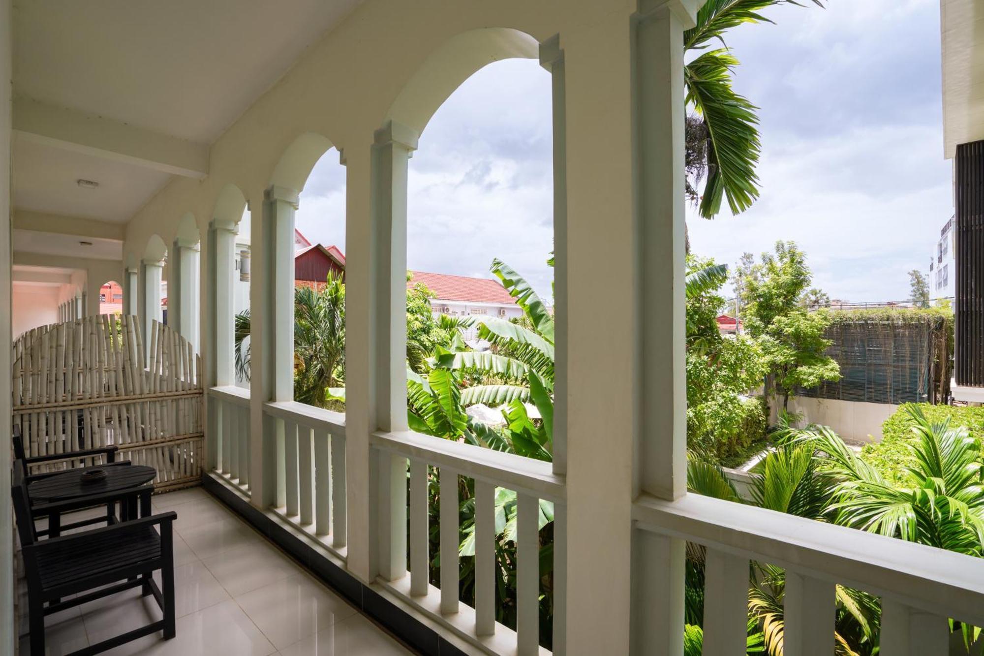 Tan Sokchea Boutique 4*