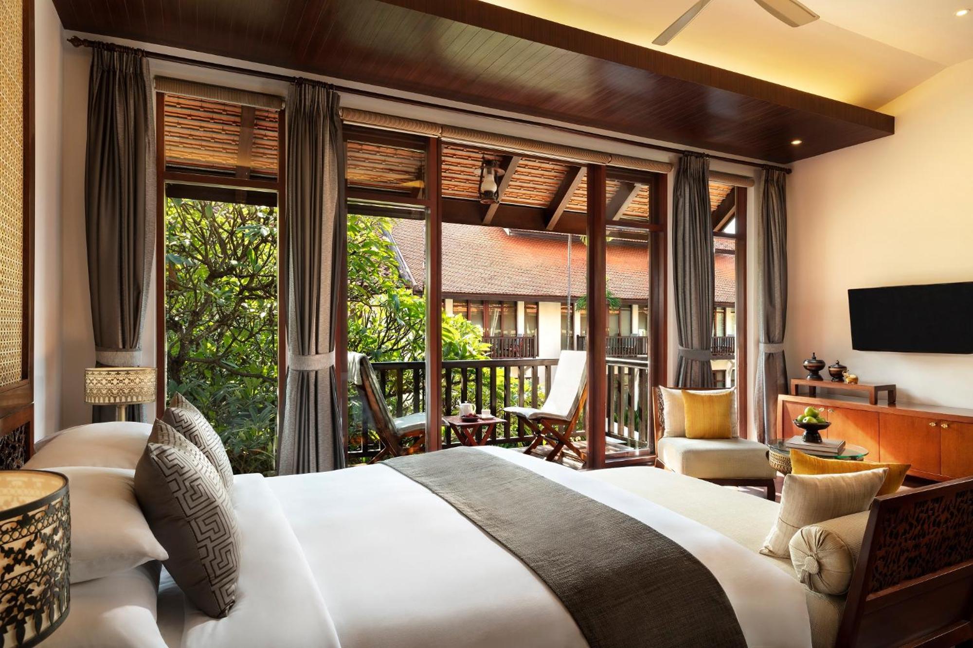 Anantara Angkor Hotel 5*