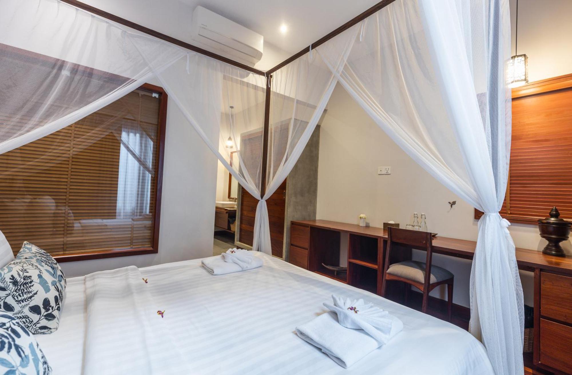 Golden Vishnu Siem Reap