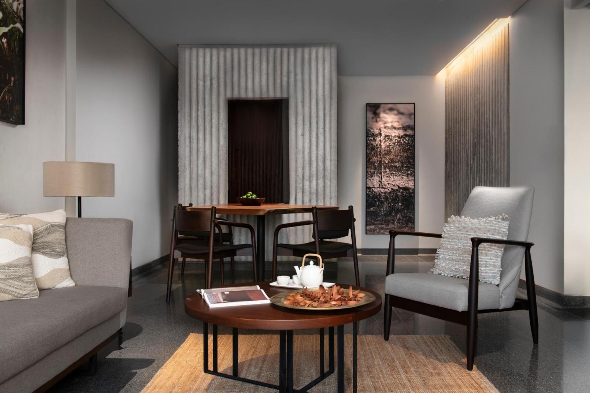 Treeline Urban Hotel 5*