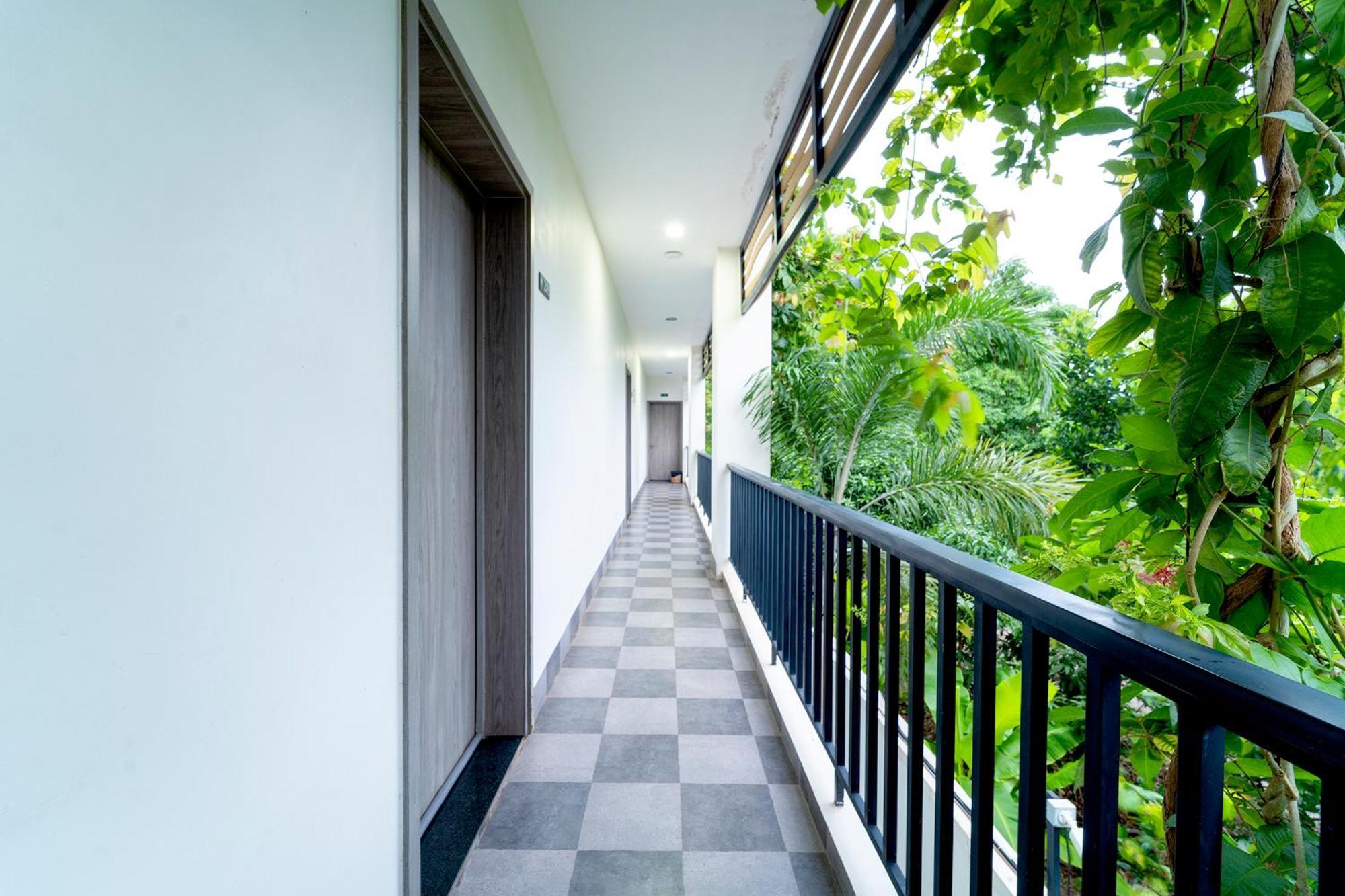 Hotel Lh 752 3*