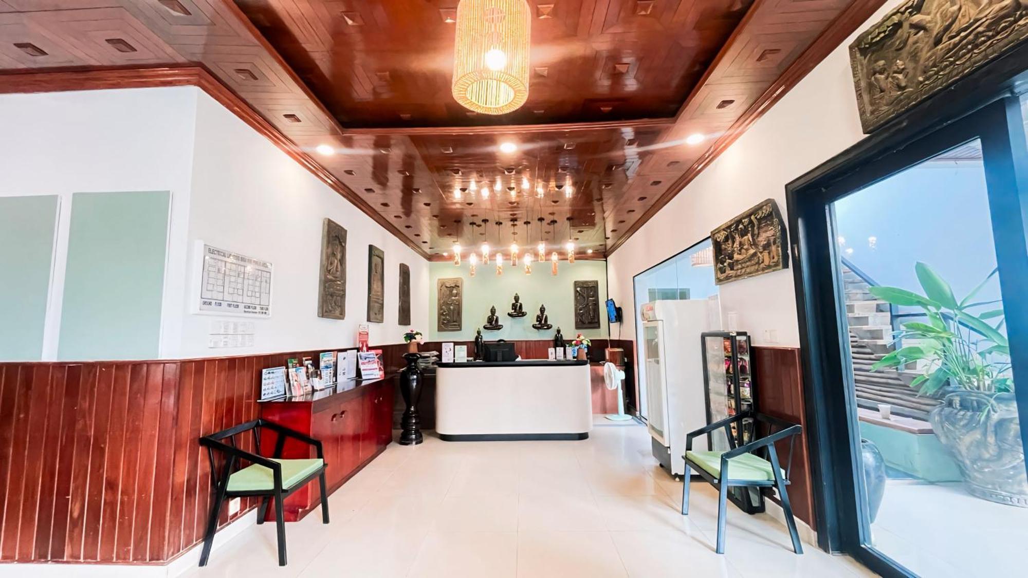 Hotel The Center Point Siem Reap