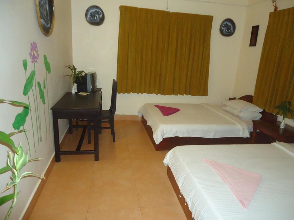 Guest house Golden Takeo 3*