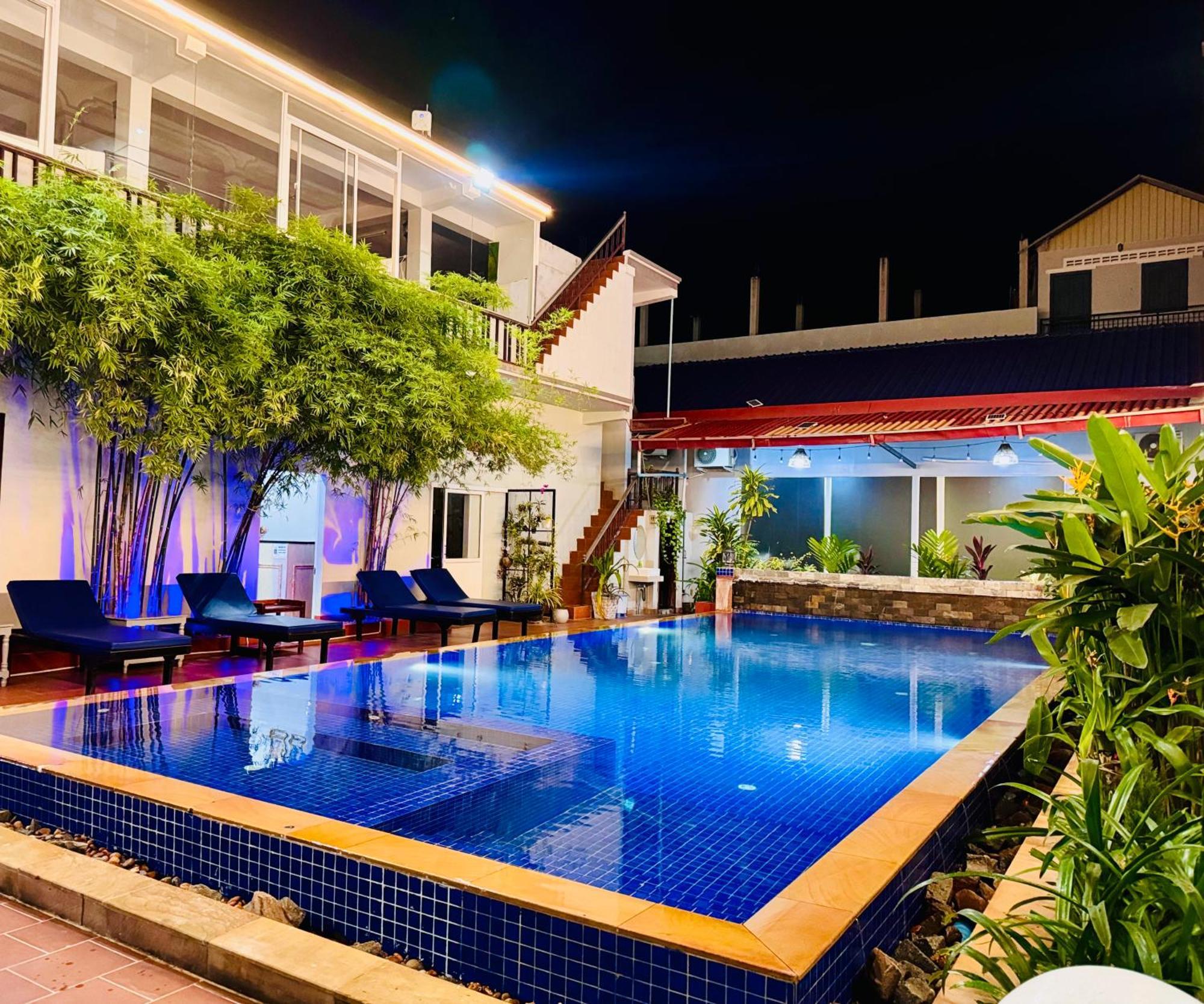Golden Bakong Boutique