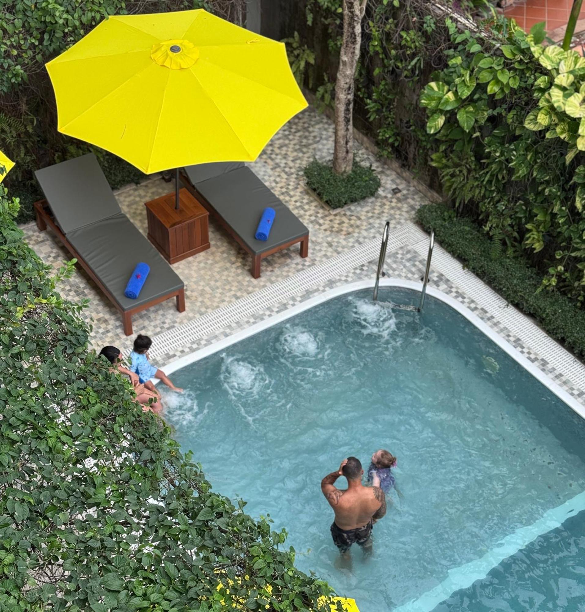Hotel Angkor Mansion & 4*