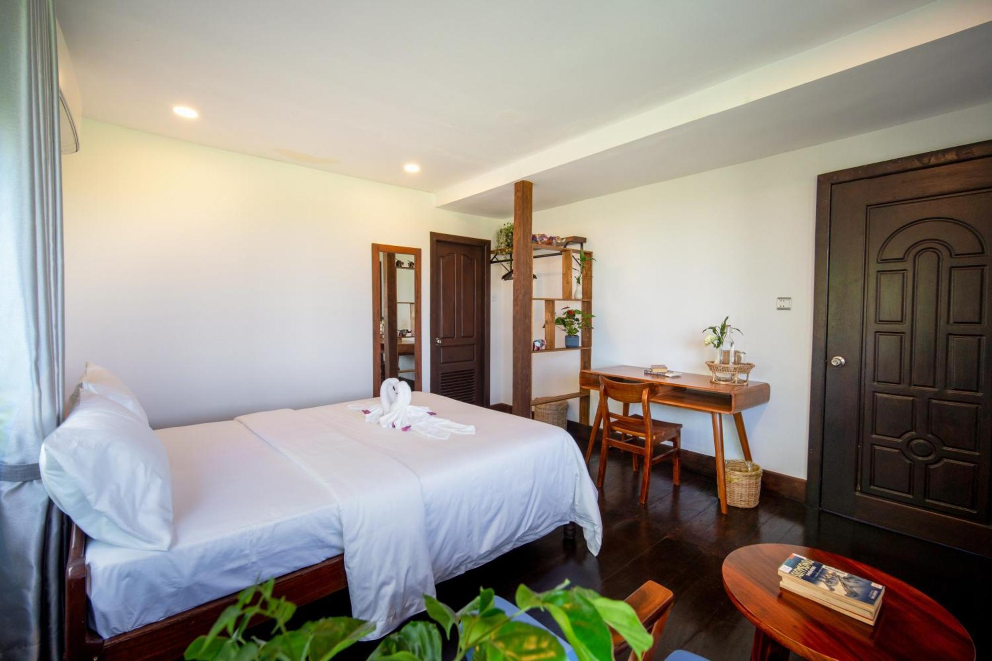 Damnak Phnom Krom * Siem Reap