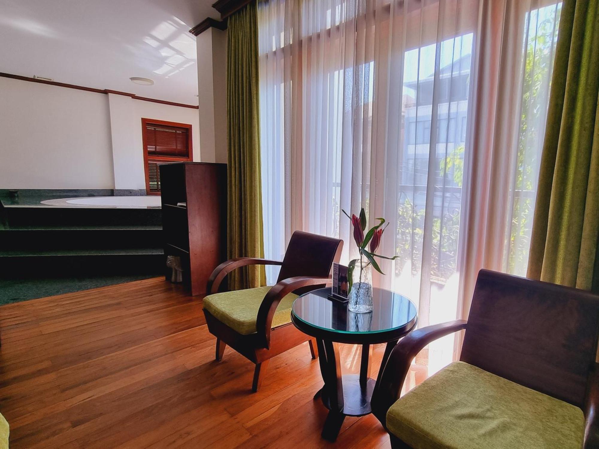 Vid Angkor Boutique 3*