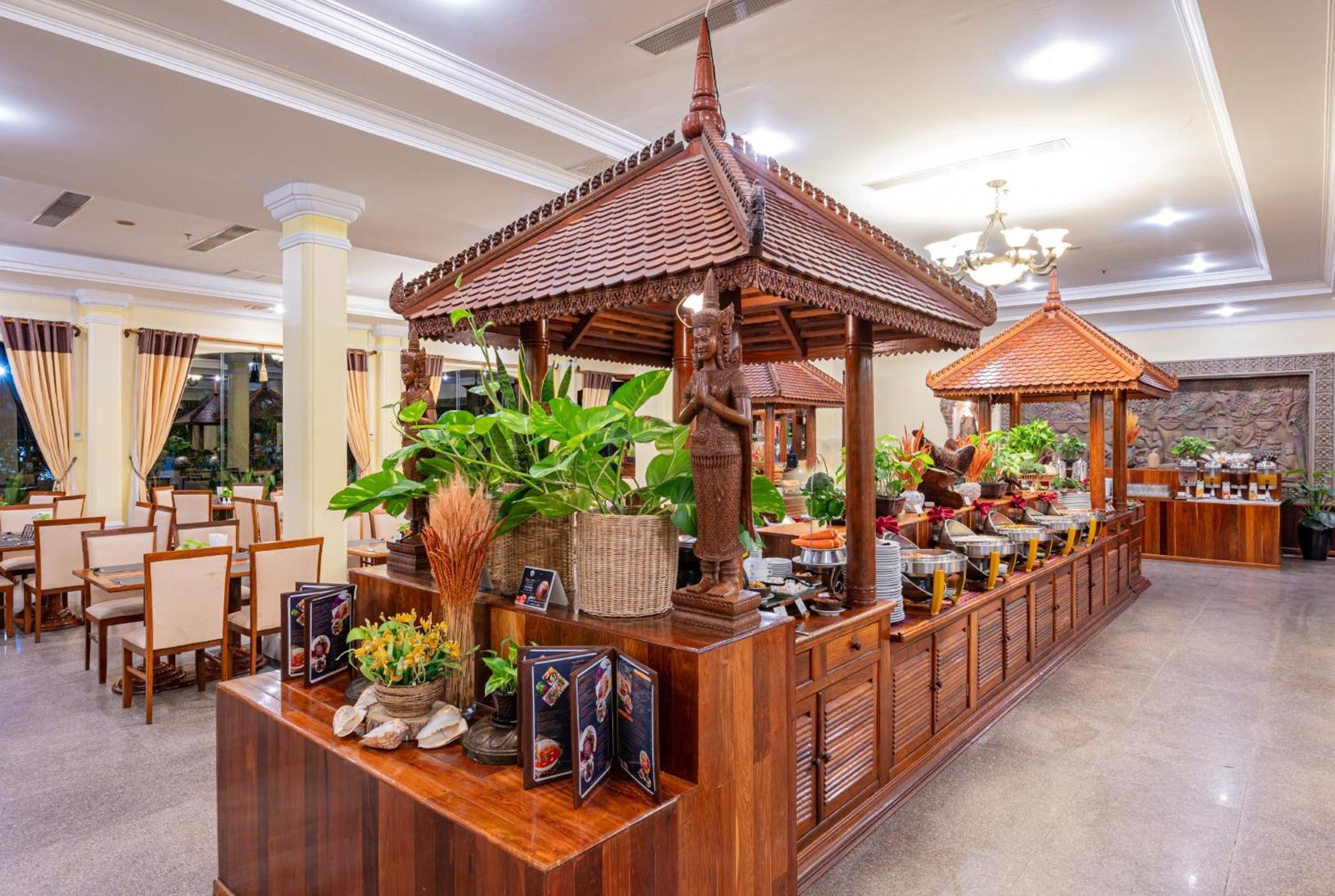 Somadevi Angkor & Hotel 5*