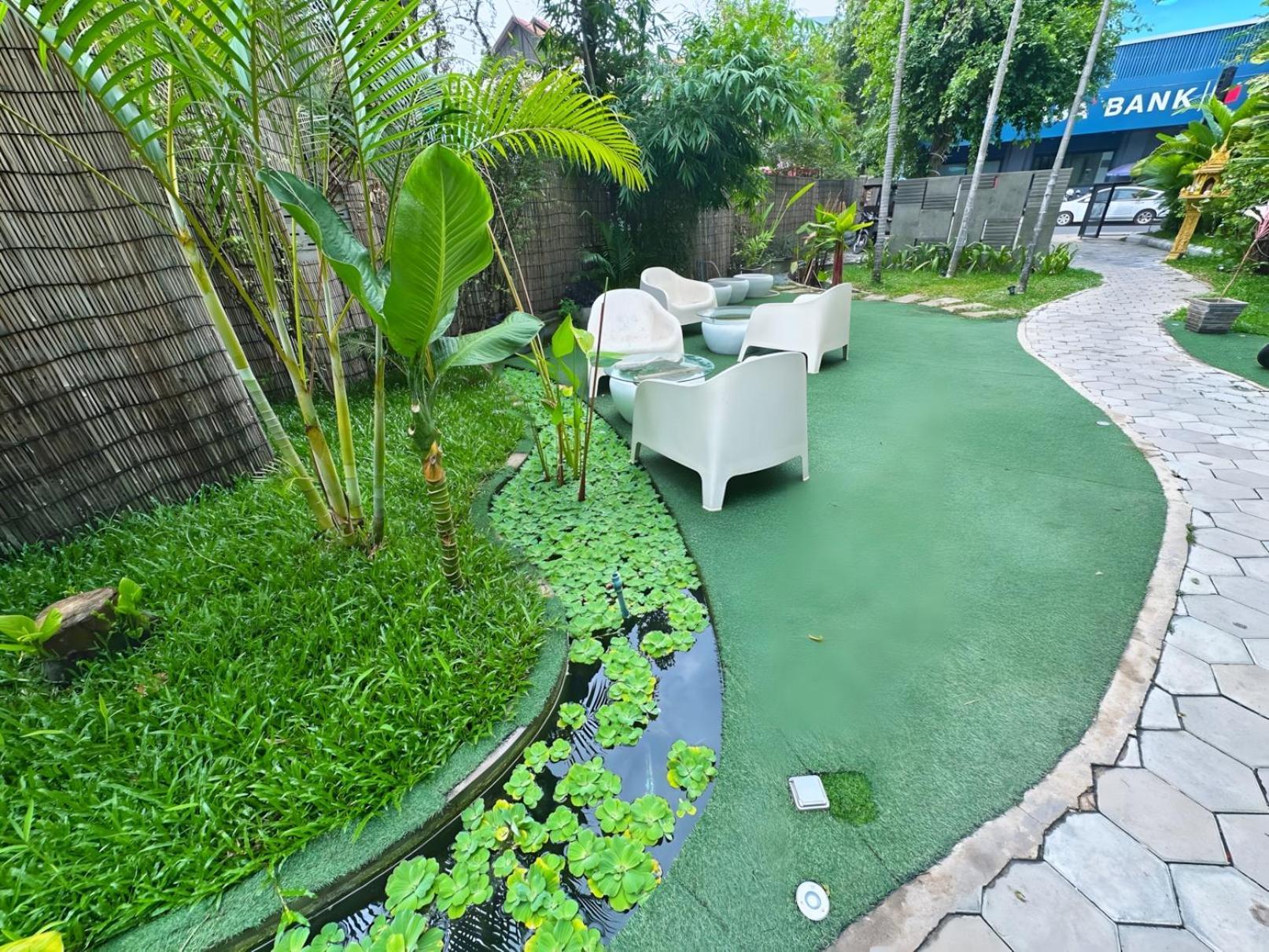 Botanic Garden Hotel