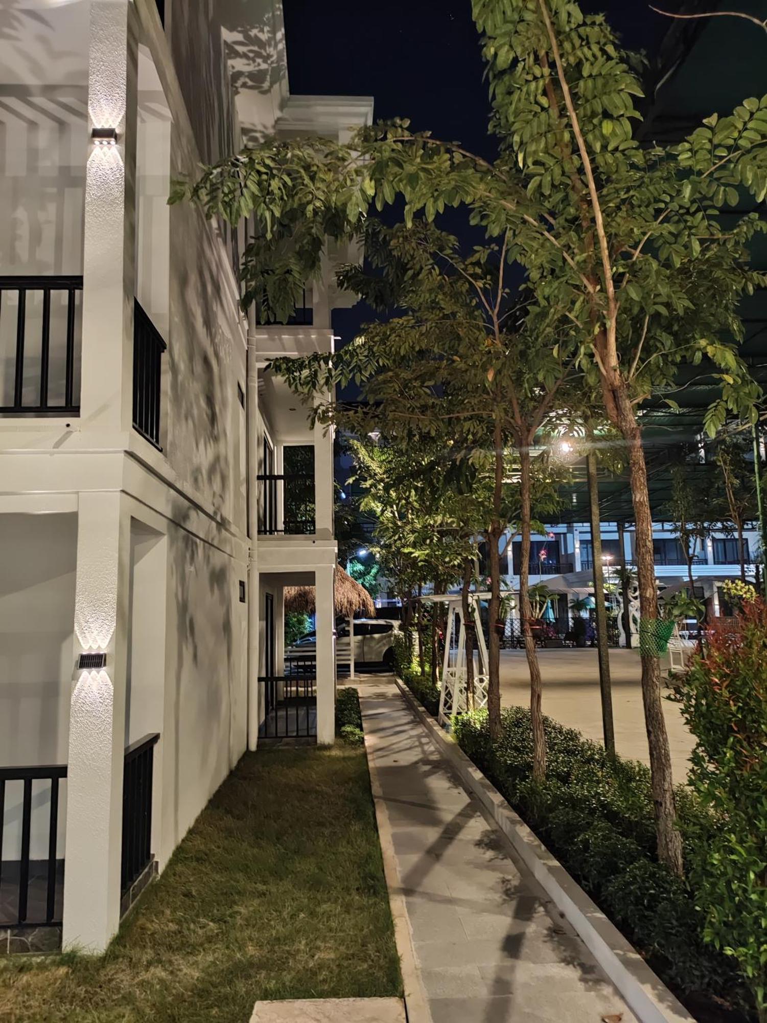 Pich Kunthea Angkor 4*