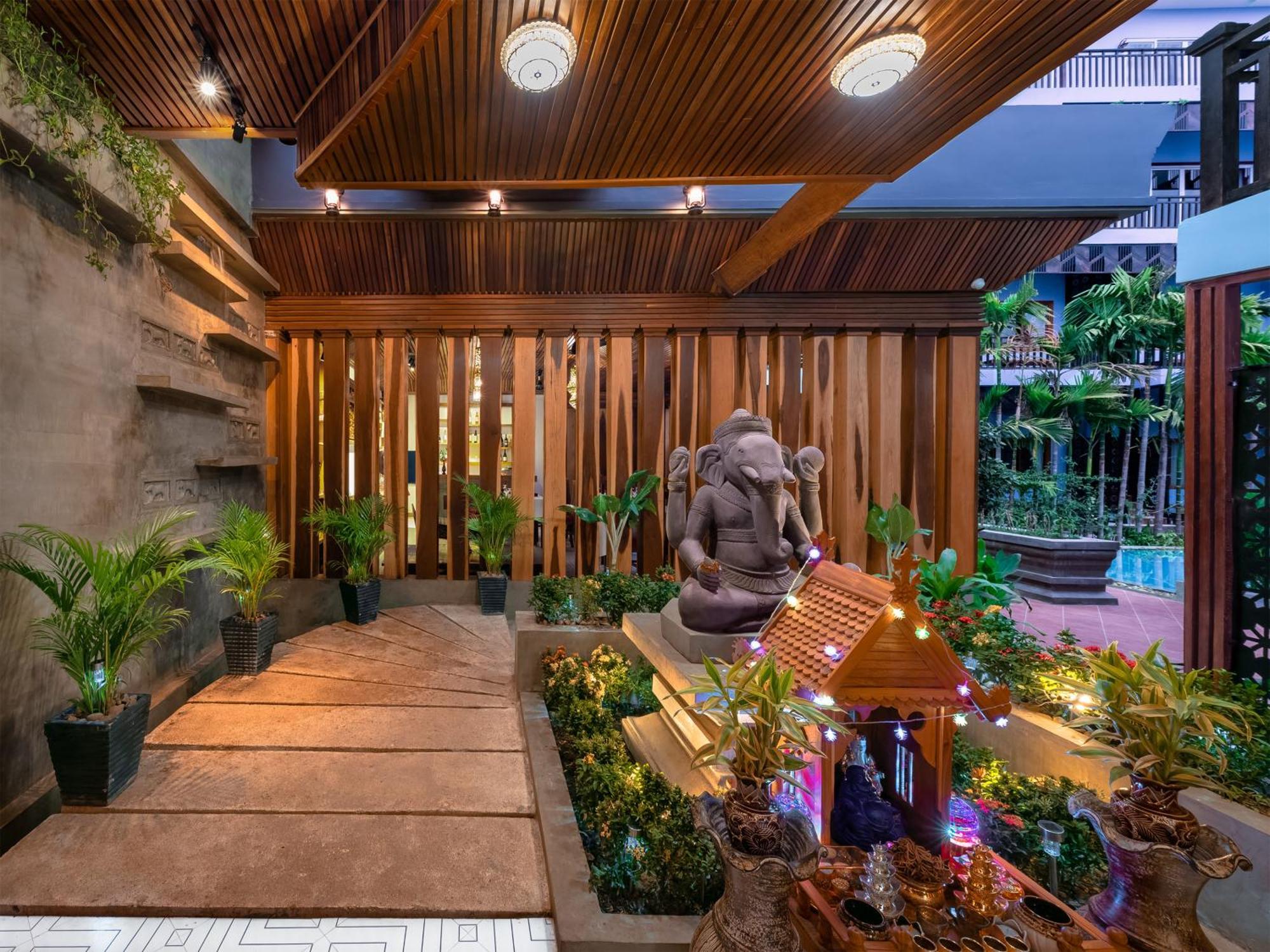 Cheata Hotel