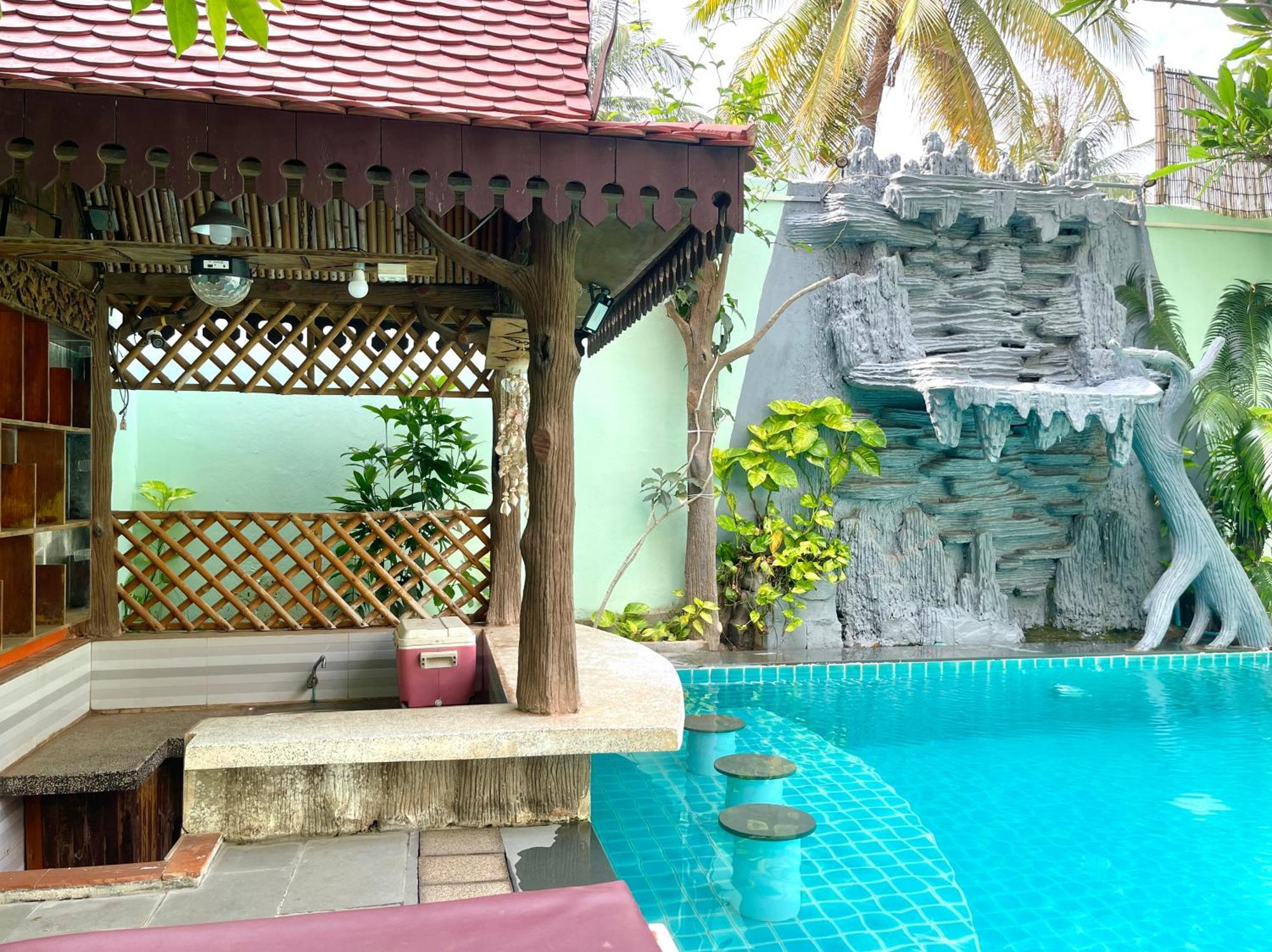 Hotel Riverside 2*
