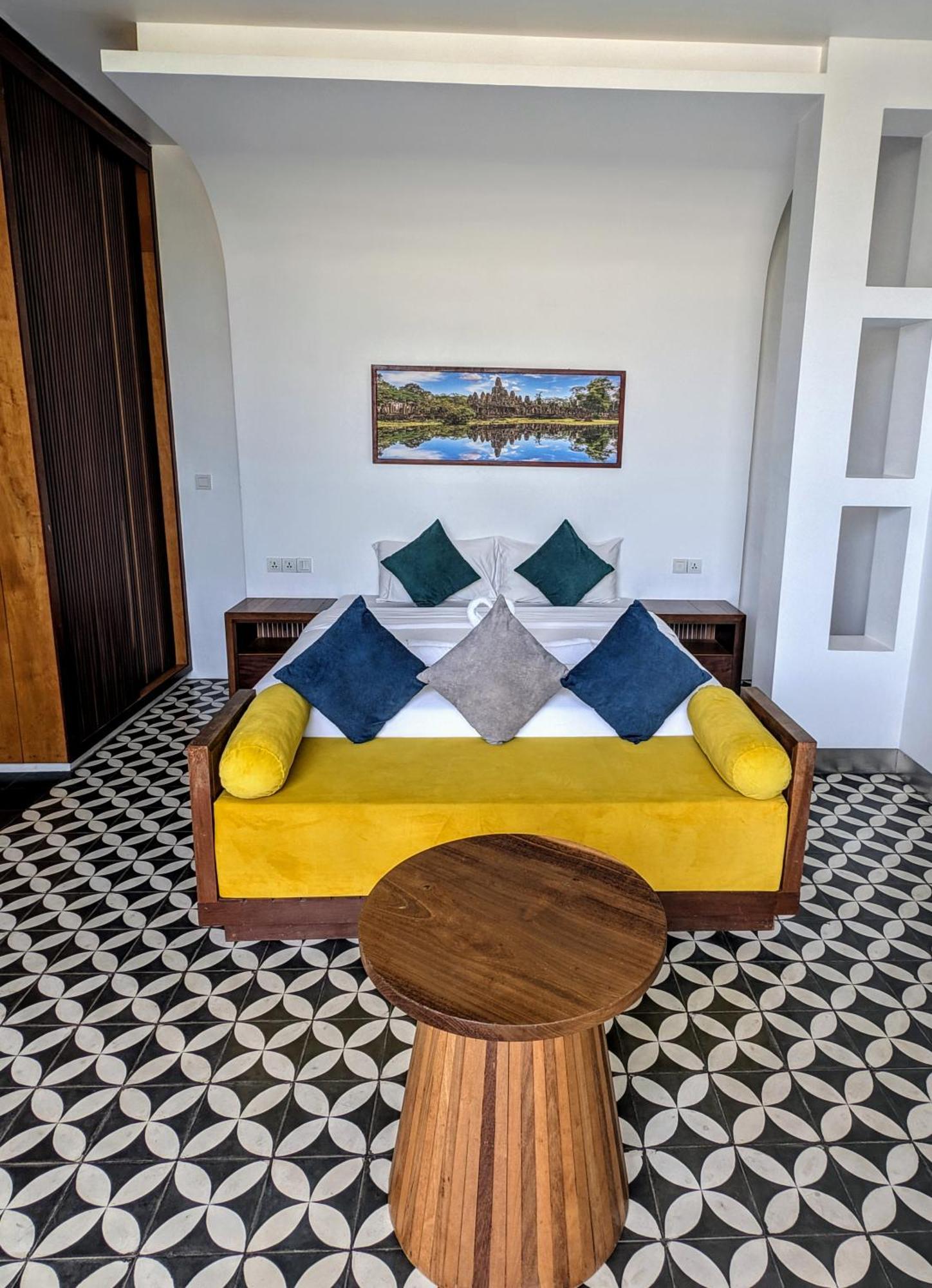 Sun - Boutique Siem Reap