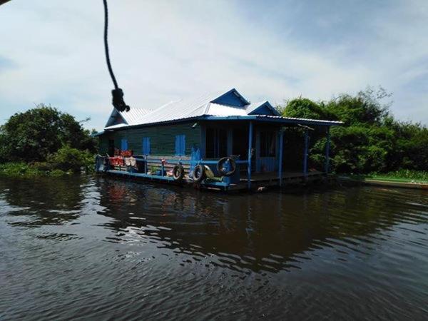 Sunset At Floating Village Private Tour &guide Botel Siem Reap