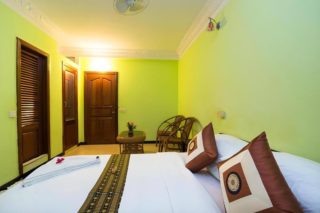 Happy Zone Hostel Albergue