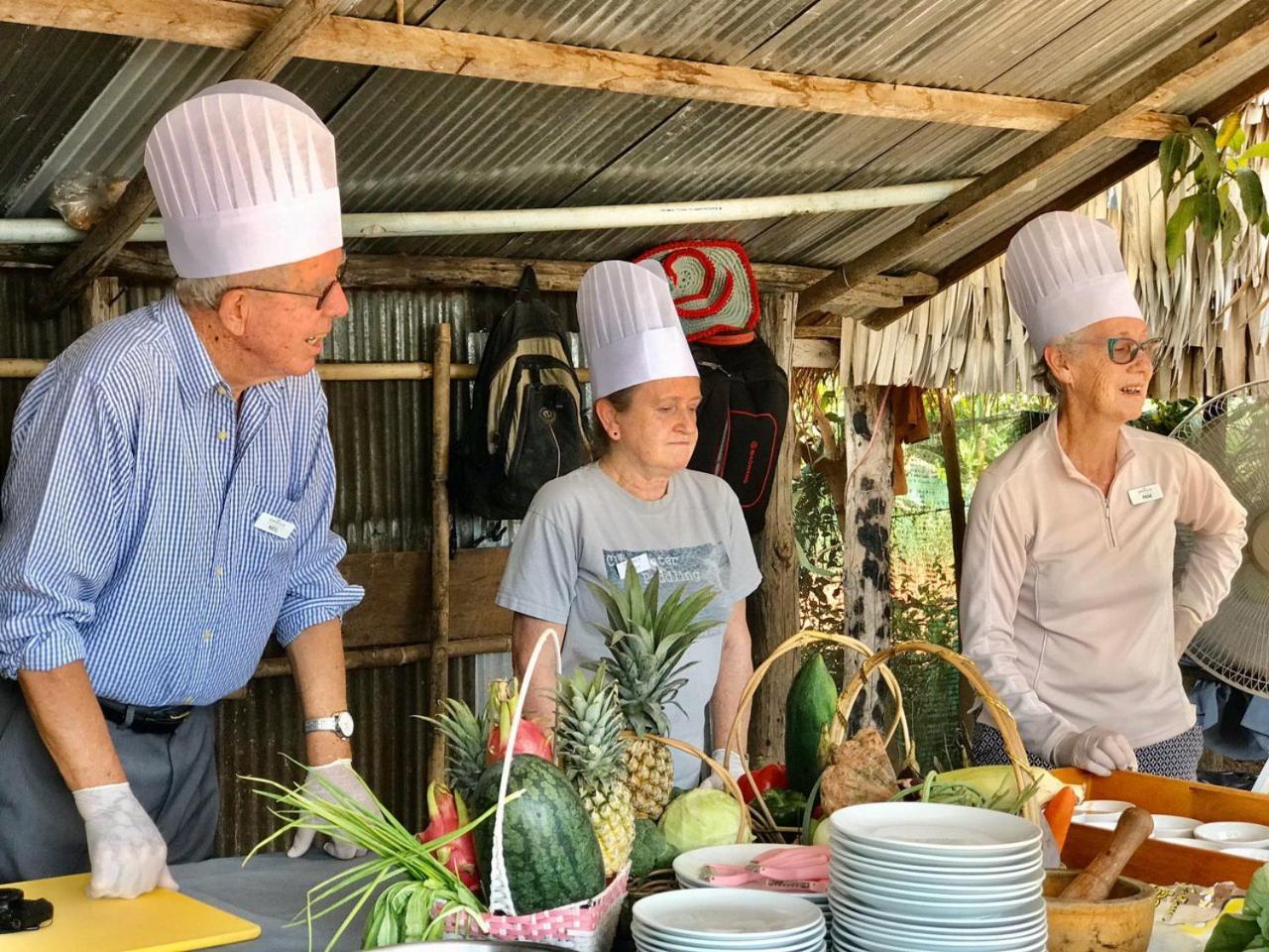 Bronam & 4* Siem Reap