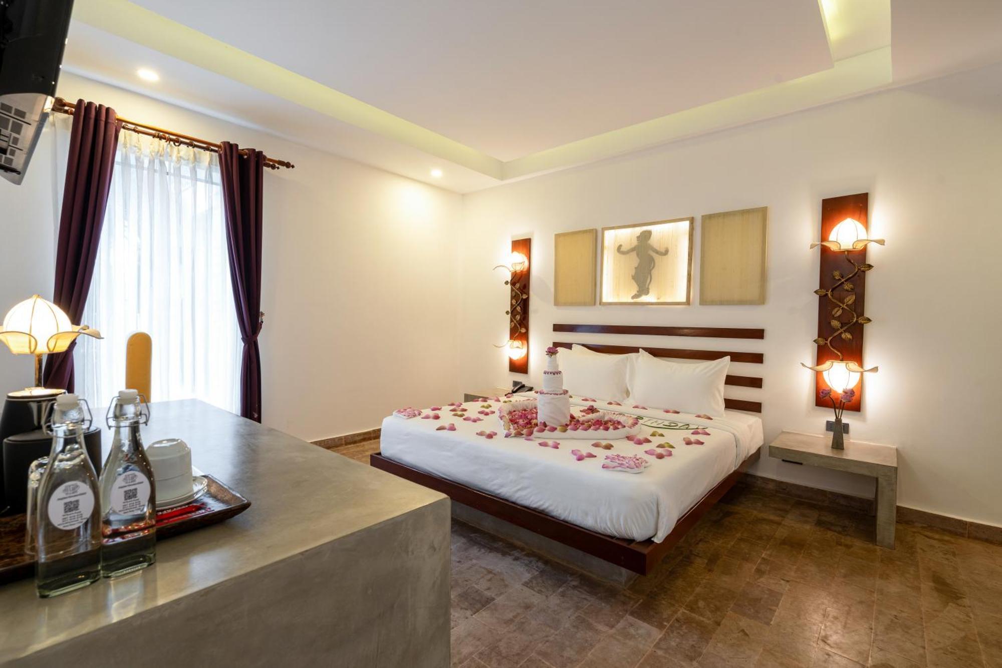 Hotel Angkor Breeze &