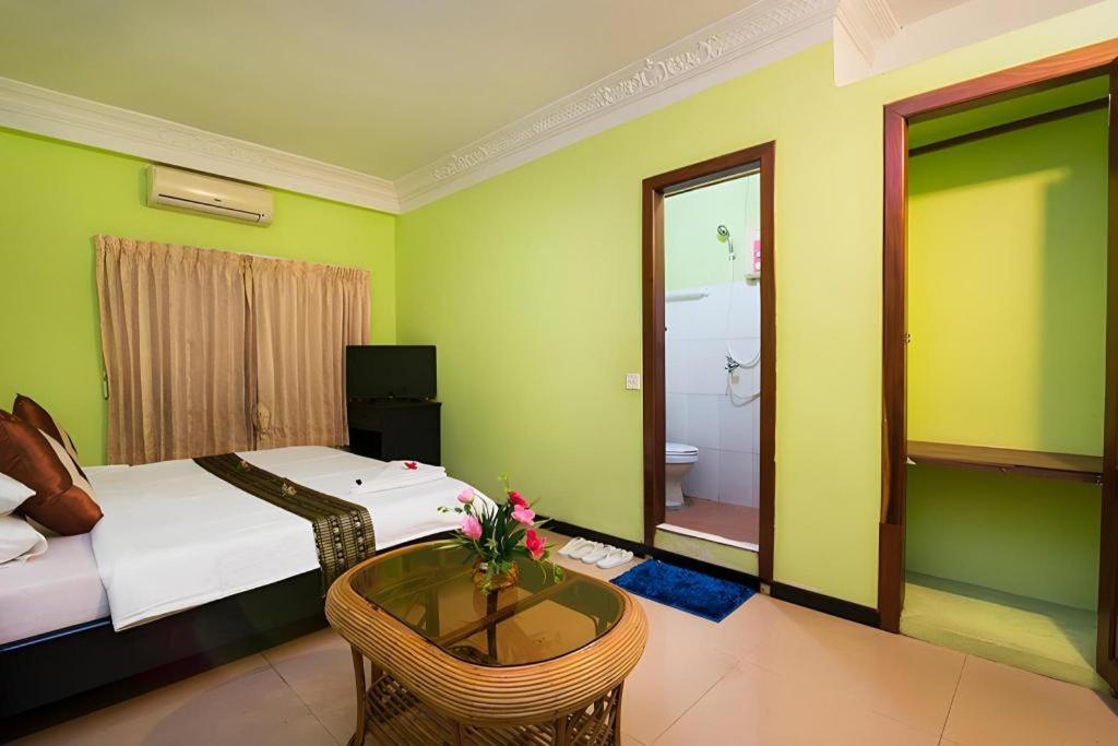 Albergue Happy Zone Hostel Siem Reap