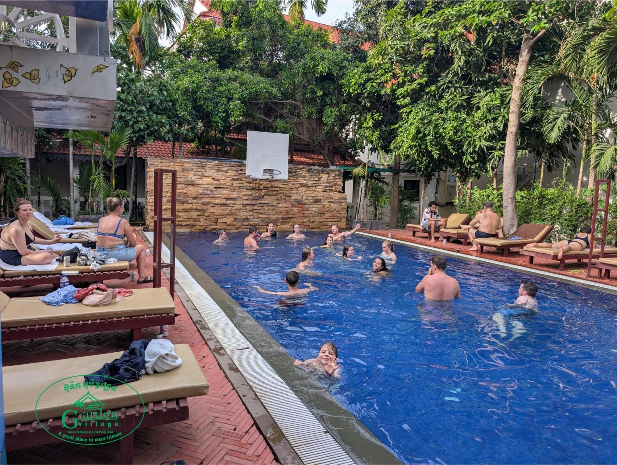 Guest house Garden Village & Pool Bar 2*