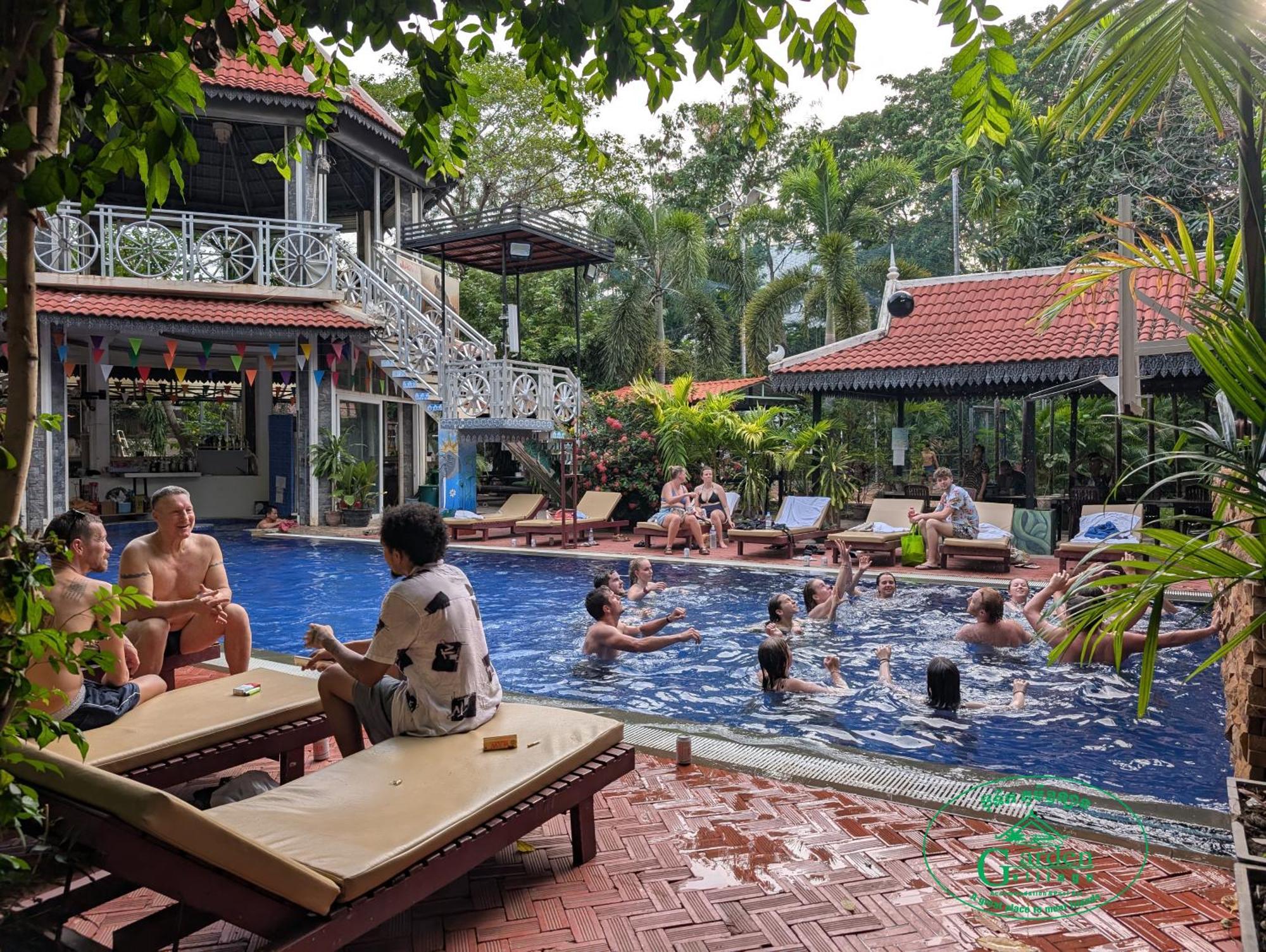 Guest house Garden Village & Pool Bar Siem Reap
