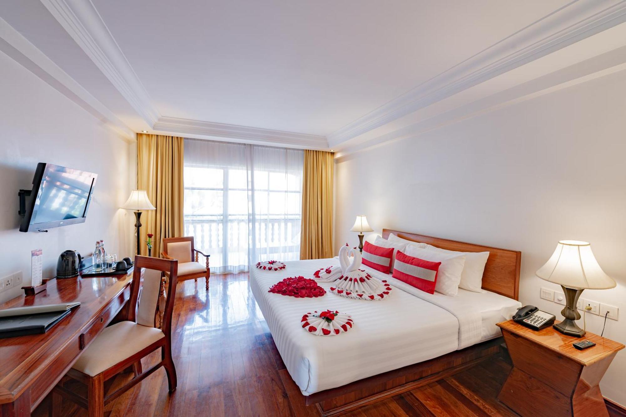 Somadevi Angkor & 5*