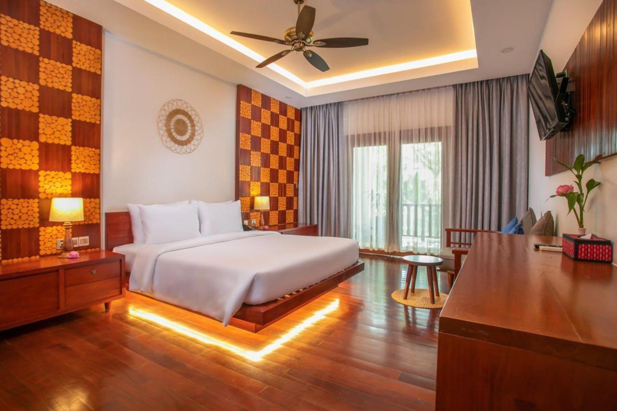 Mera Hotel