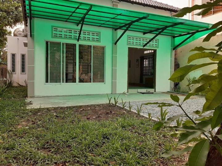 A Two-bedroom With Natural Light And Environment * Siem Reap
