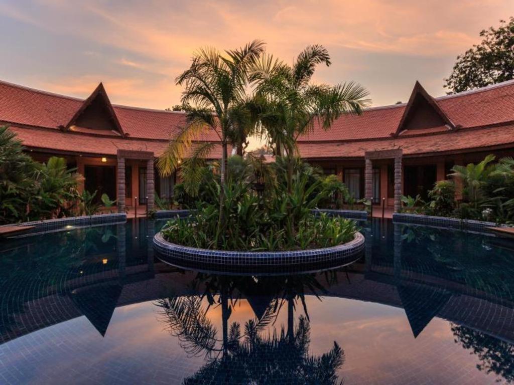 Resort Angkor Village & 5*