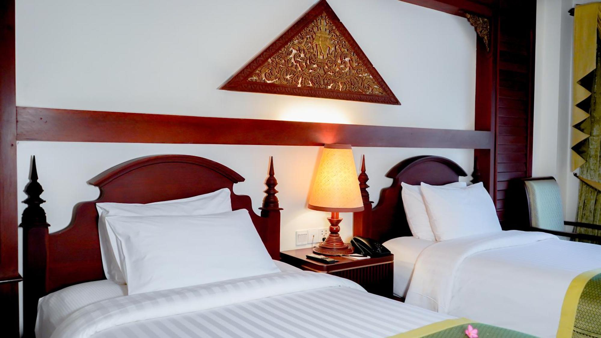 Borei Angkor & 5*