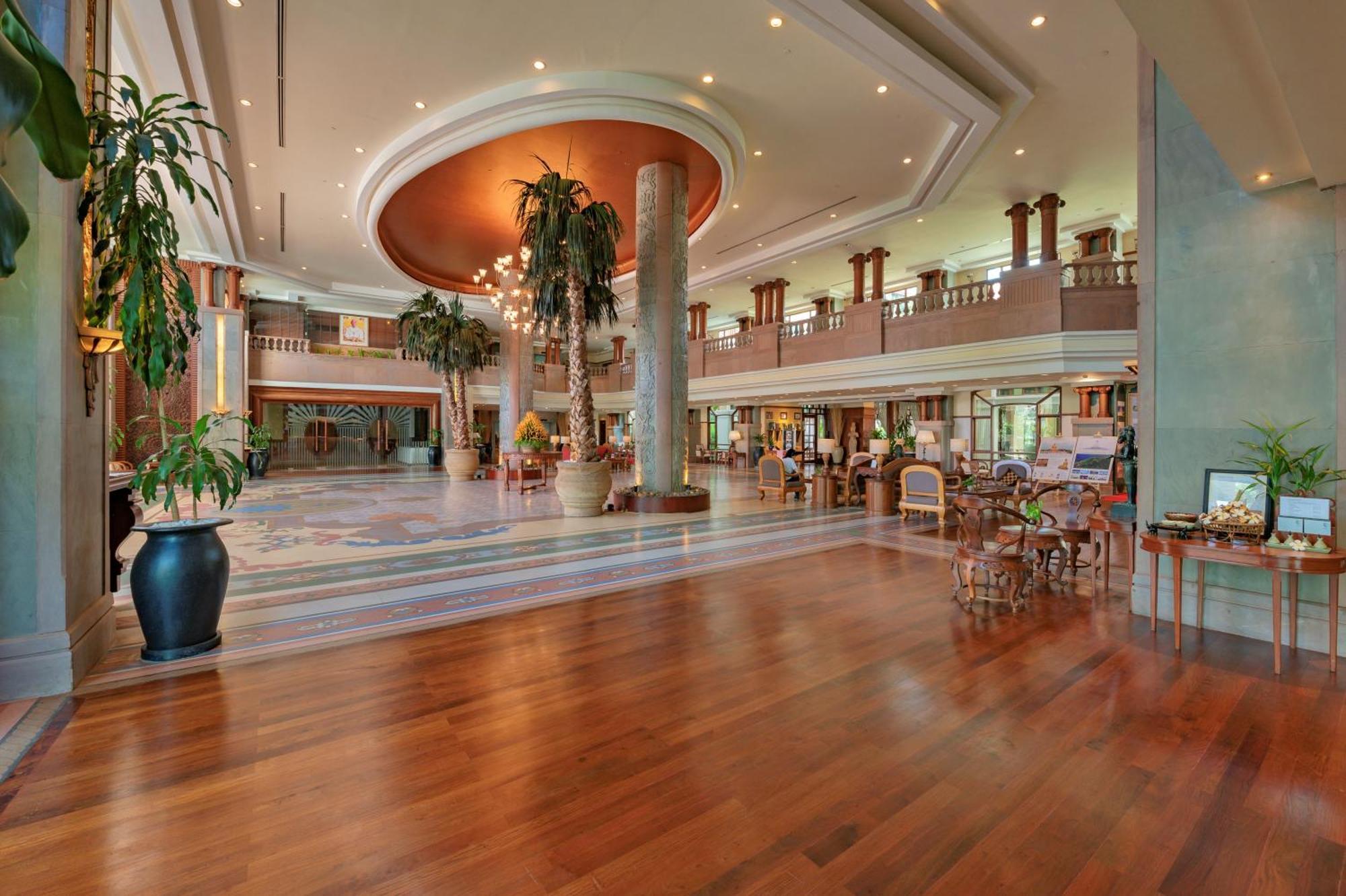 Sokha Angkor Khách sạn 5*